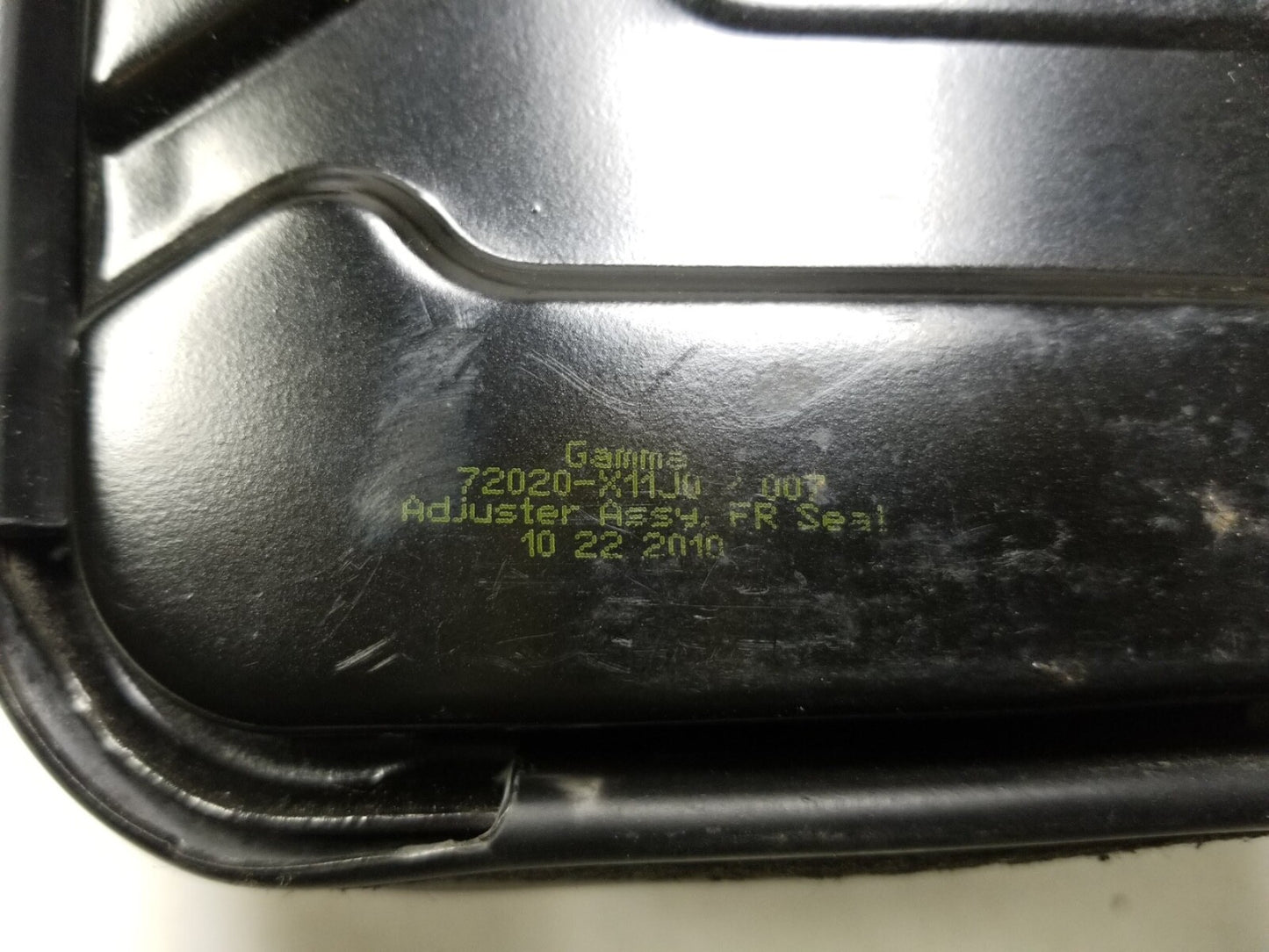2010 - 2016 Cadillac SRX Seat Thigh Support Front Driver Side Left OEM