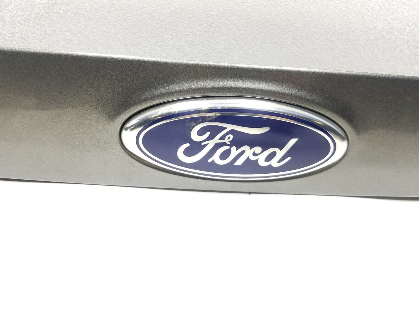 2012 - 2014 Ford Focus Sedan Trunk Tailgate Lid Molding Trim Bm51-f43404 OEM