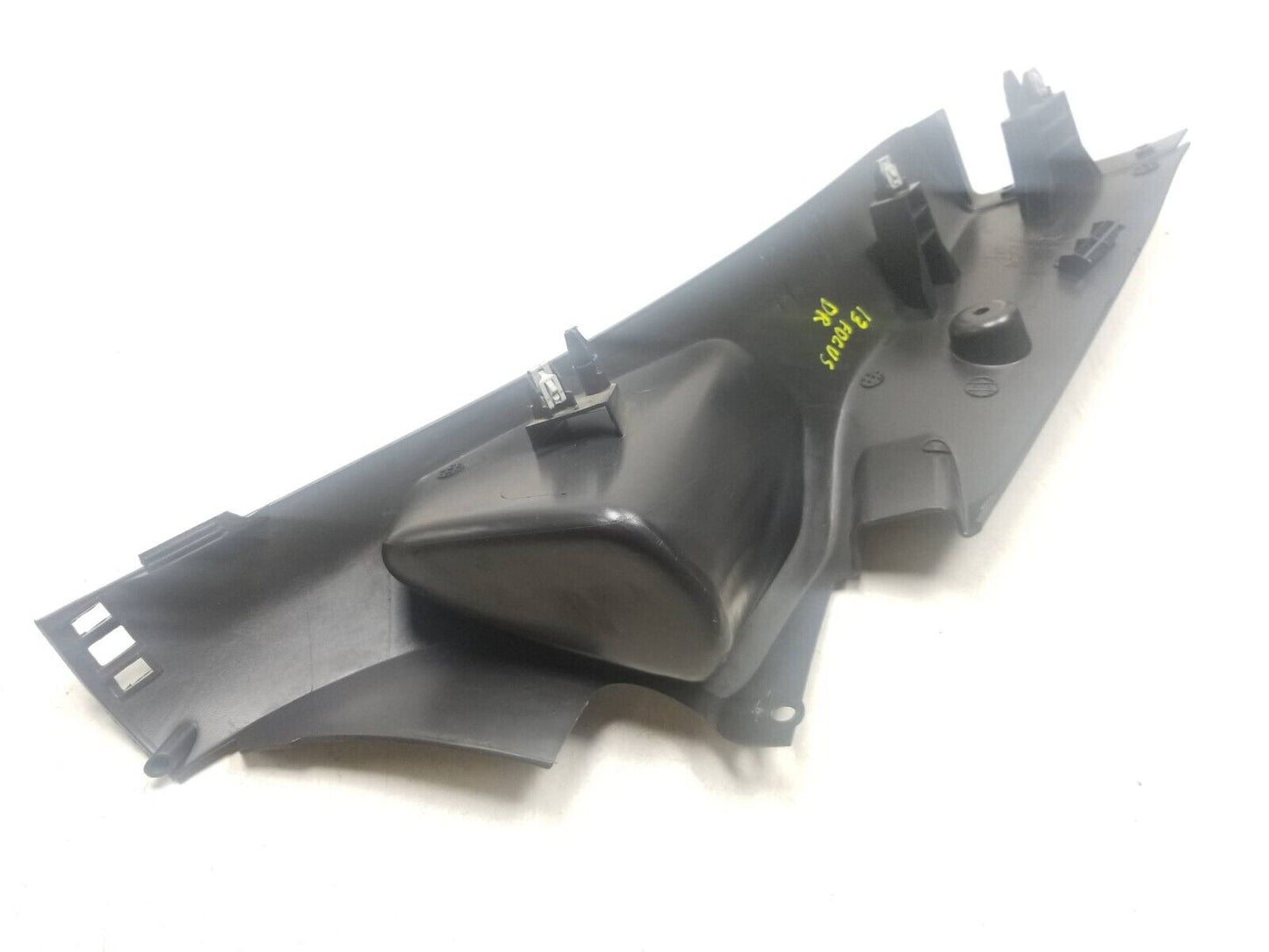 12 - 14 Ford Focus Rear Lower C Pillar Trim Quarter Cover Pair OEM