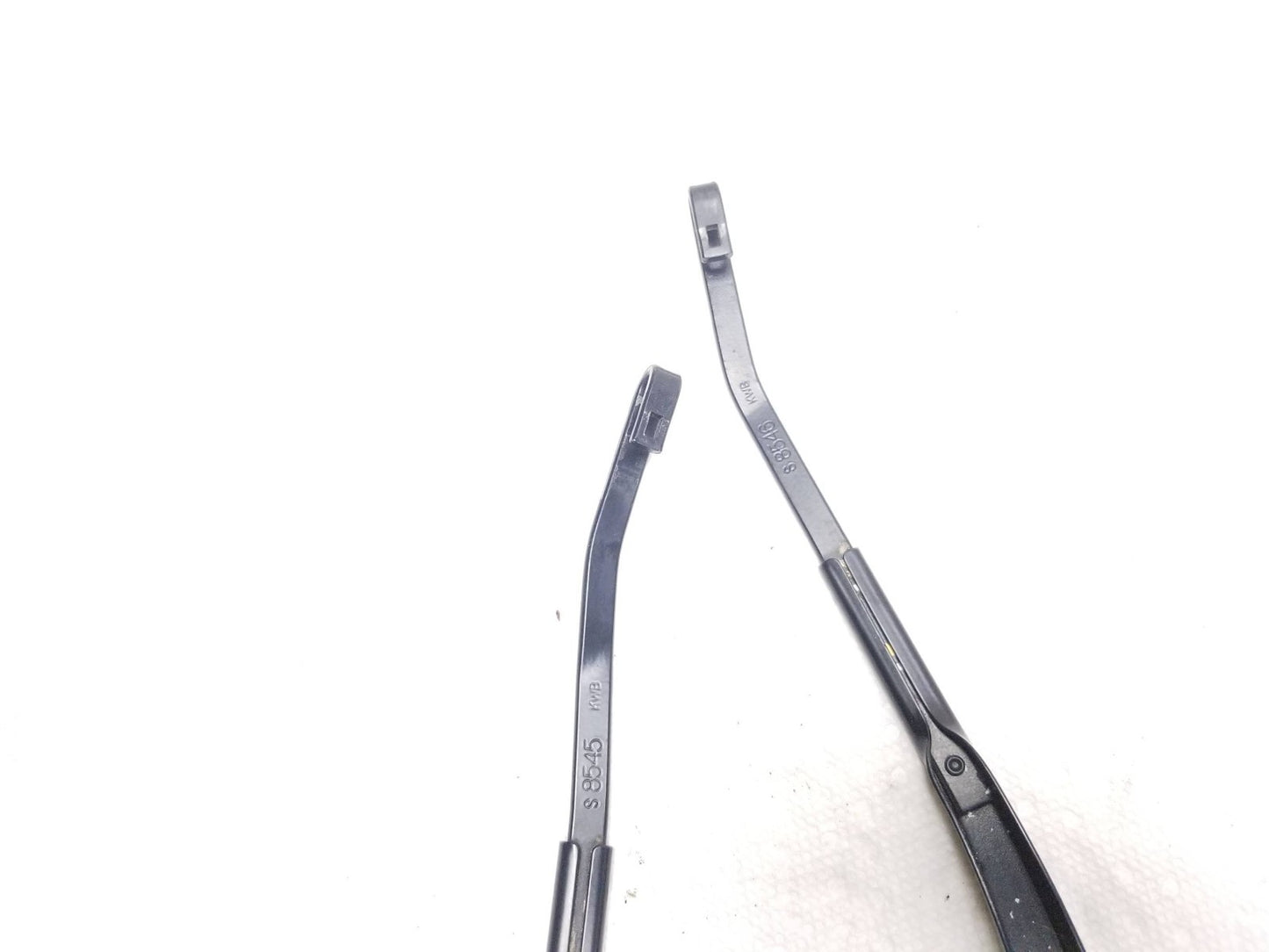 2014 - 2019 Kia Soul Windshield Wiper Arm Pair OEM