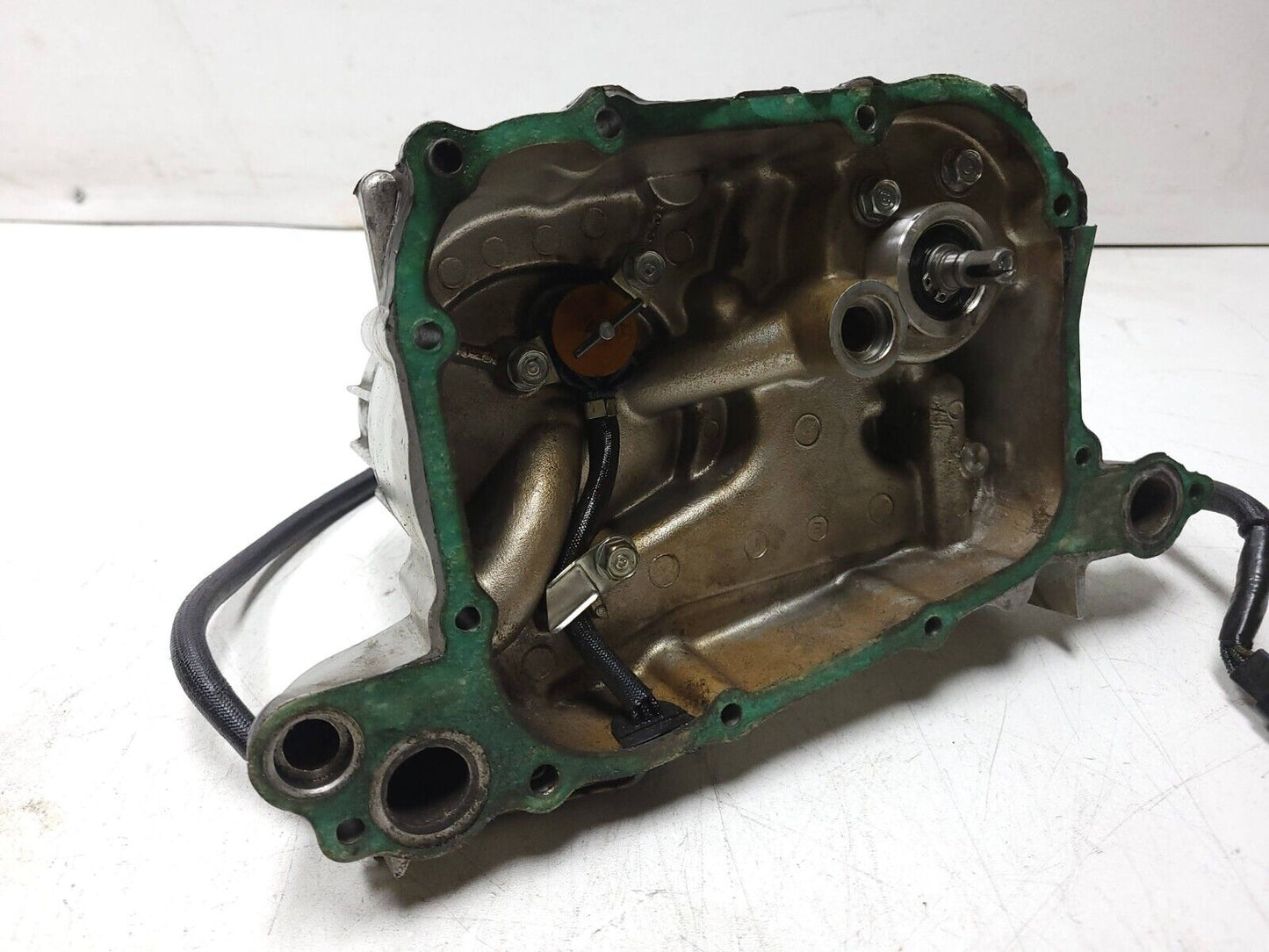 1984 - 1987 Honda Gl1200 Goldwing Engine Oil Filter Housing OEM