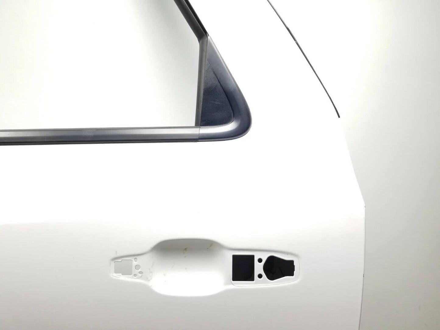 11-20 Dodge Durango Rear Driver Door Shell OEM Paint Code : Pw7 ✅