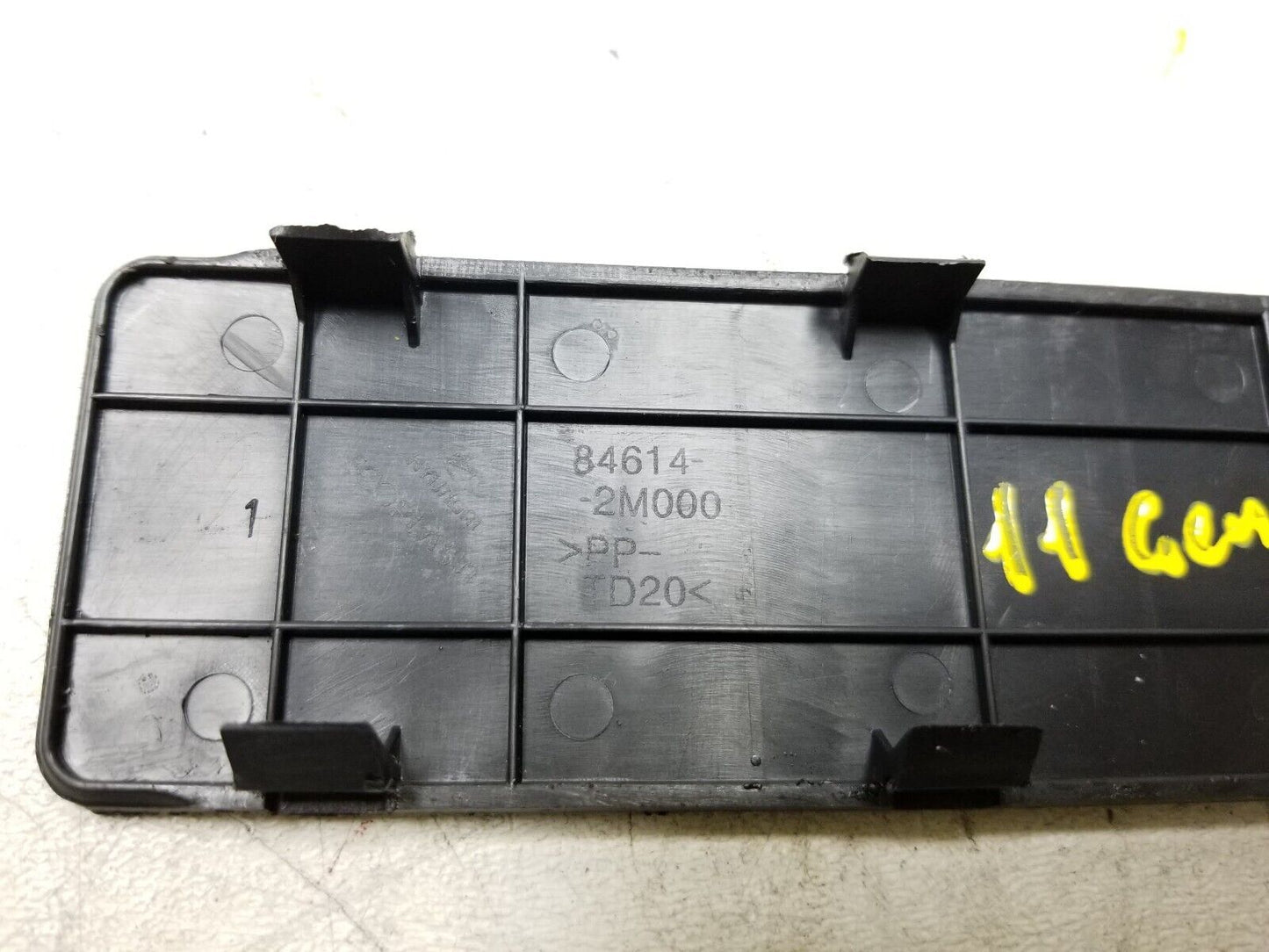 2009-2016 Hyundai Genesis Coupe Parking Brake Trim Center Console  OEM