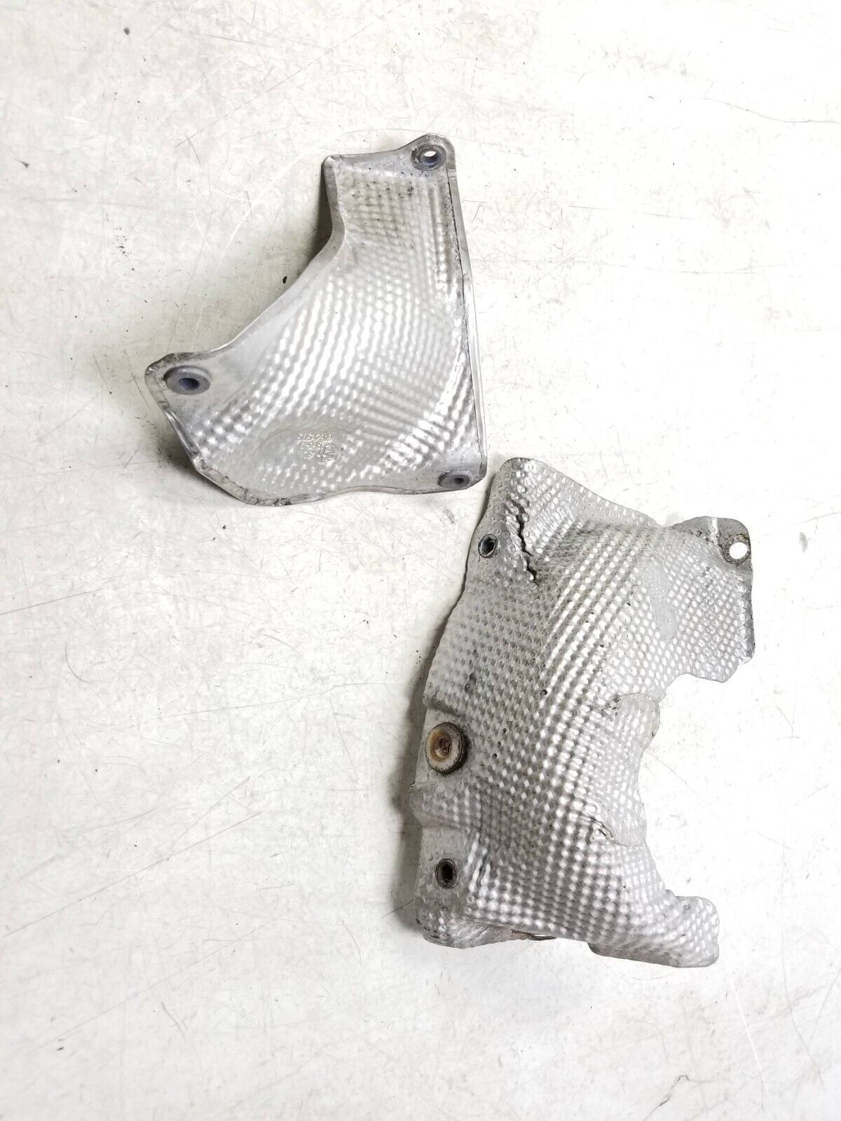 2017-2019 Alfa  Romeo Stelvio Engine Exhaust Heat Shield Cover 2.0l OEM