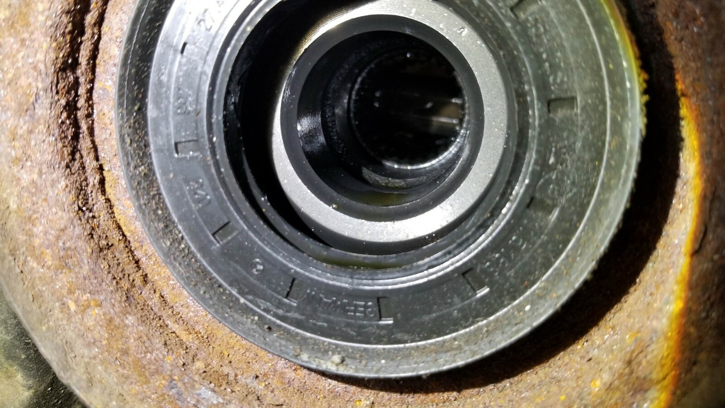 2004 Mercedes CL500 Rear Differential Carrier OEM
