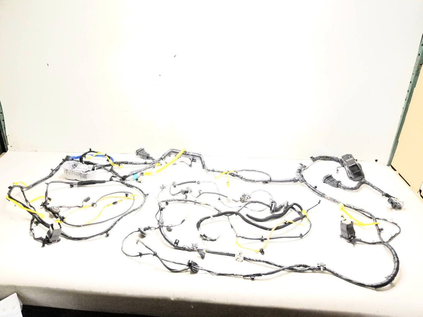 2014 - 2016 Kia Soul Interior Floor Wire Harness OEM