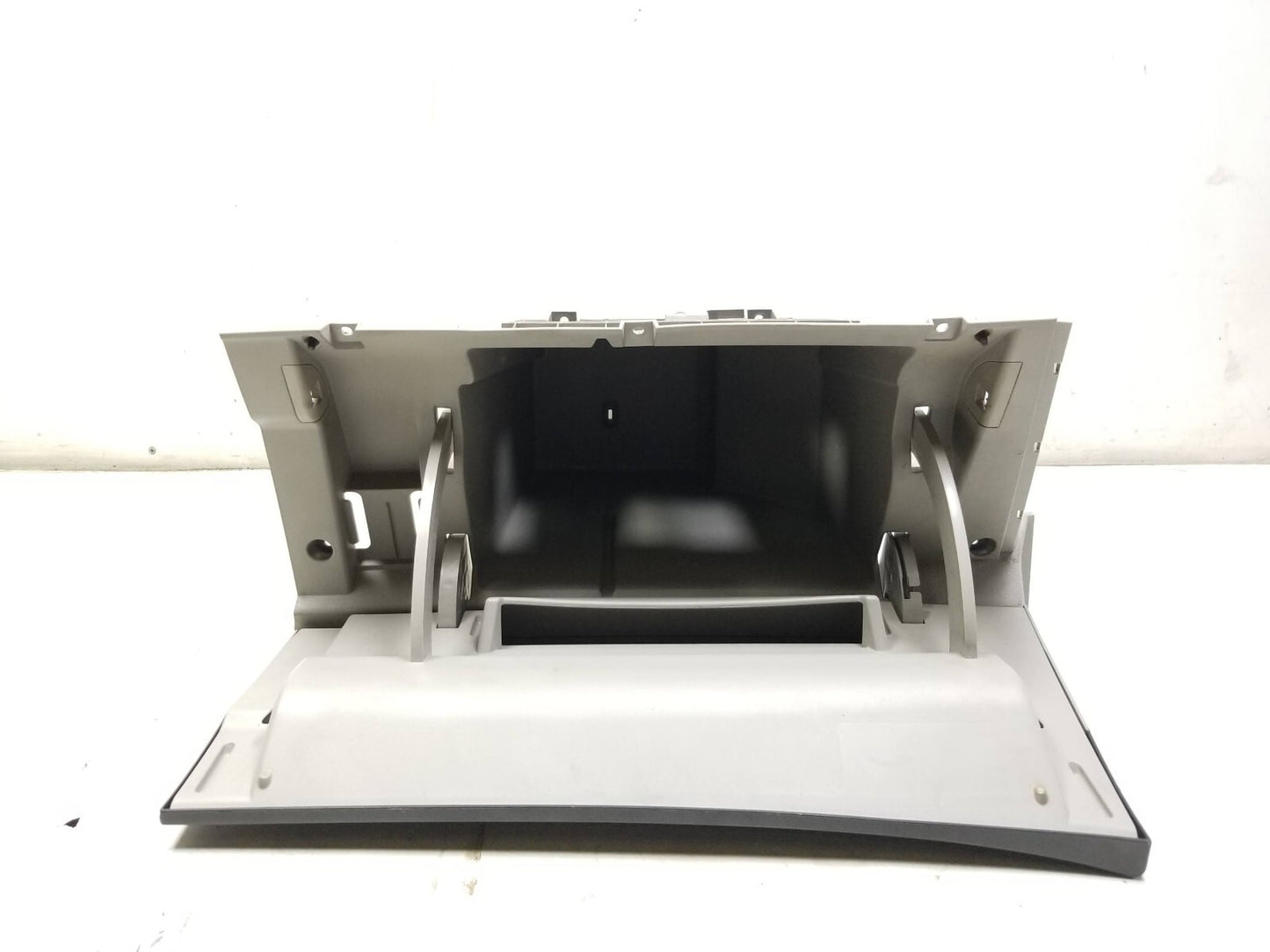 11-15 Nissan Rogue Glove Box OEM β