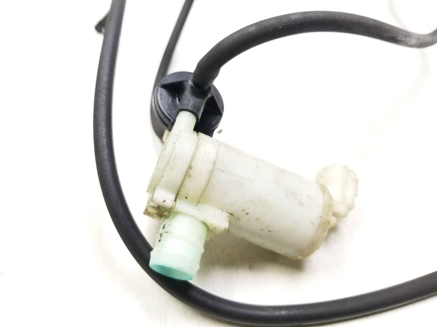 2008 - 2015 Nissan Rogue Windshield Washer Fluid Reservoir Pump  OEM