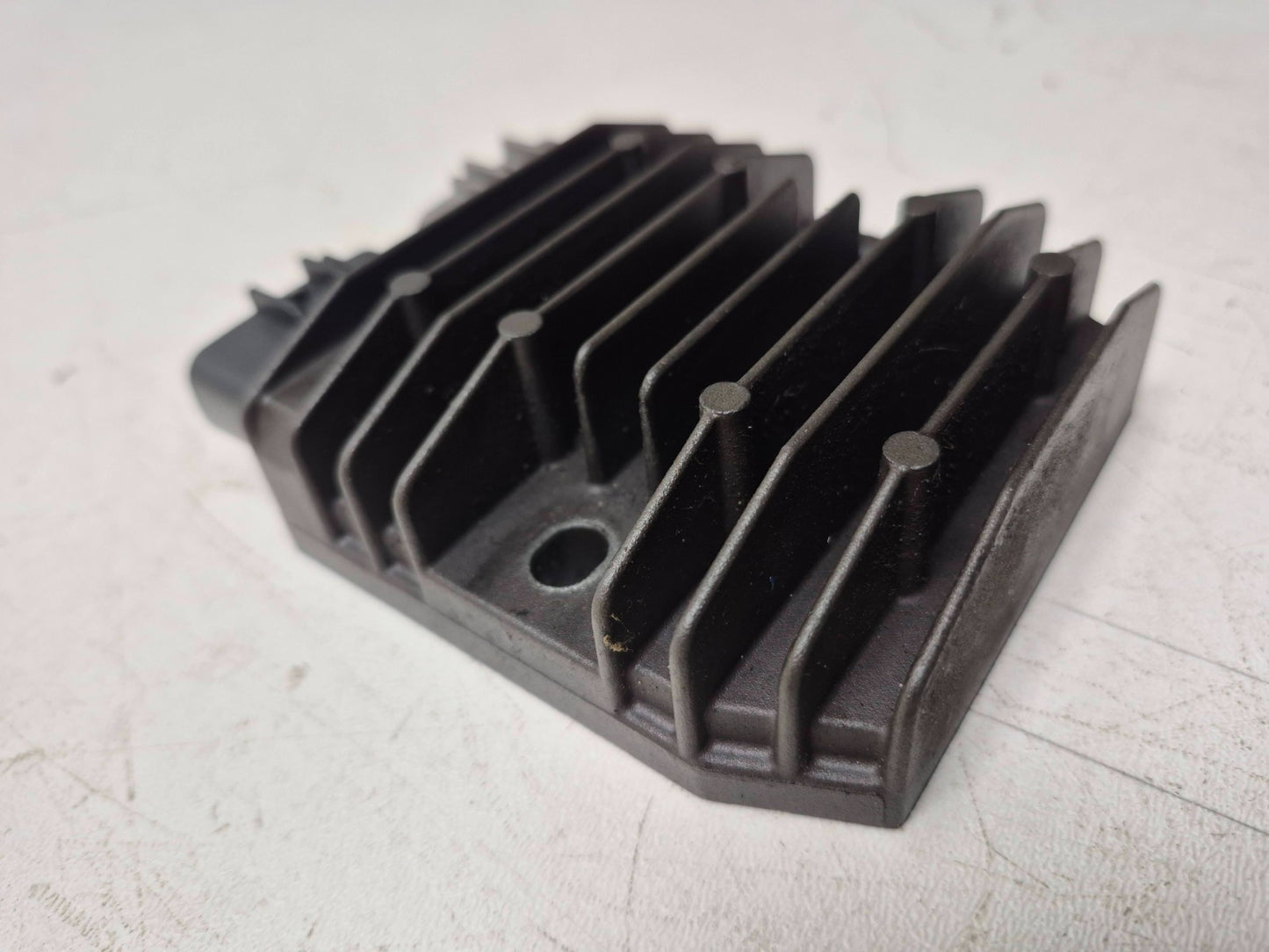 2005 Kawasaki Ninja Zx10r Voltage Regulator Rectifier OEM