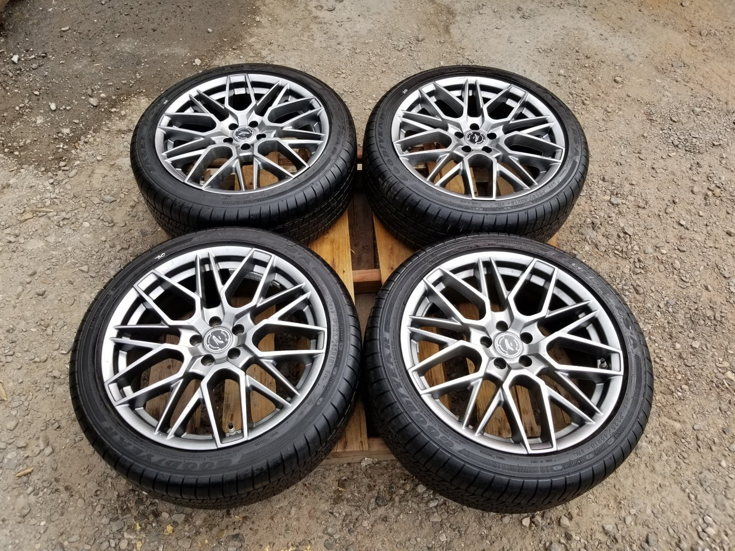 2010 Scion Tc Wheel Rim W/ Tire Goodyear Eagle 225/45r18 4pcs OEM
