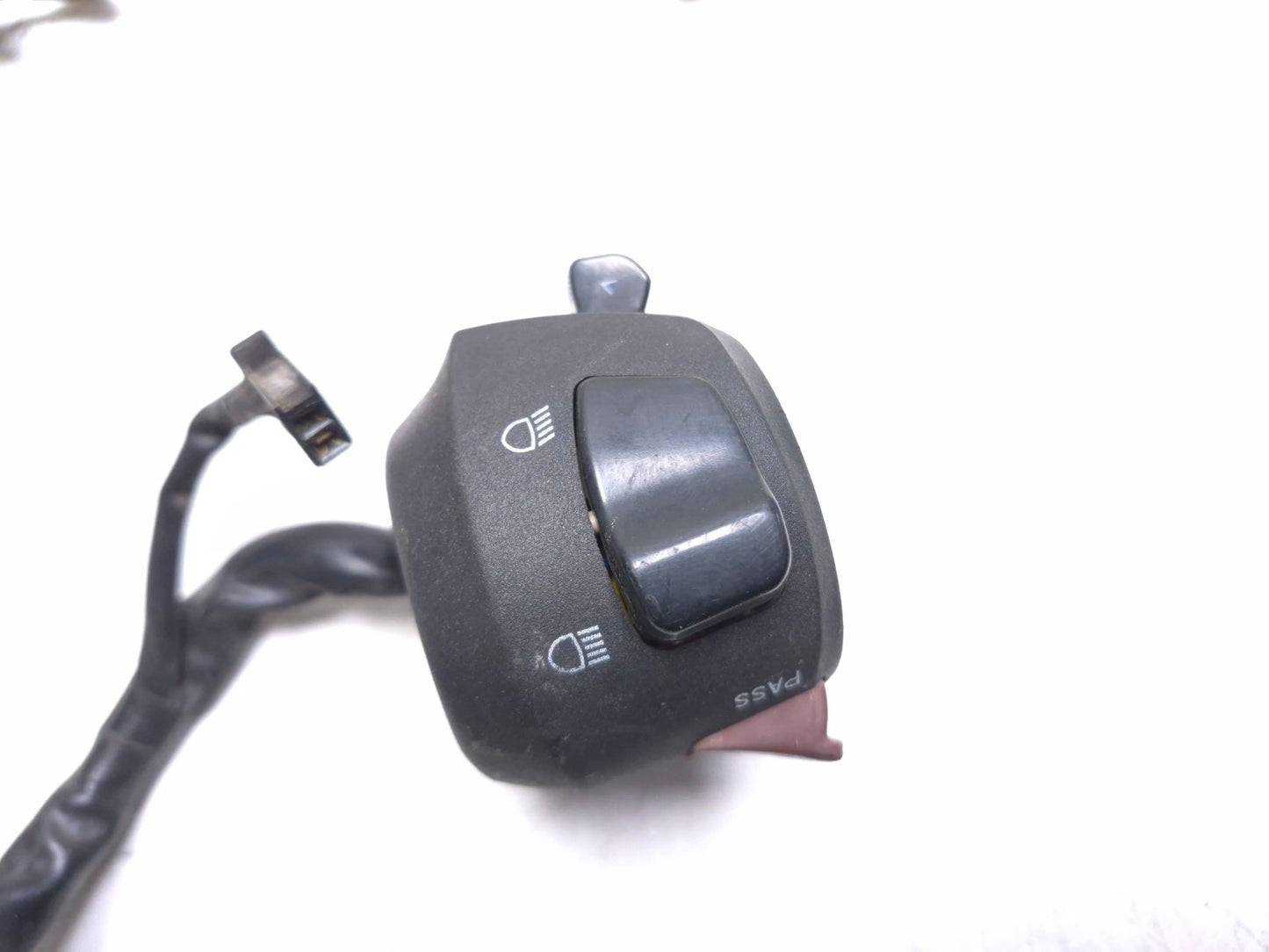 2016 Yamaha Yzf R3 Left Handlebar Switch OEM