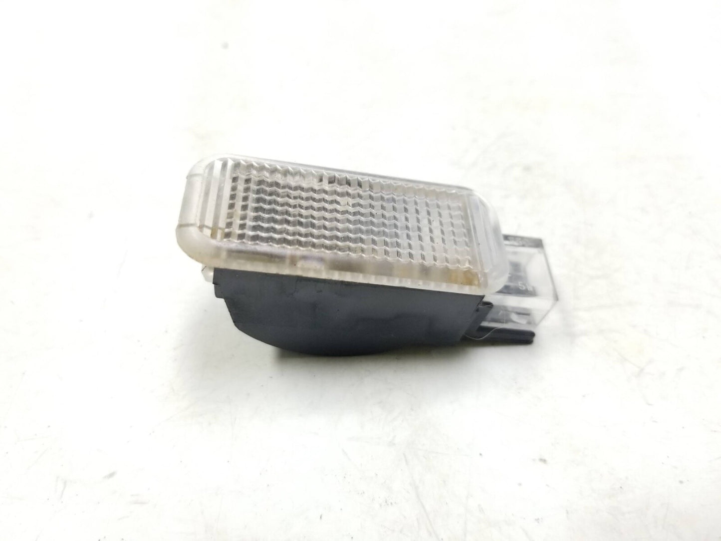 2009 - 2017 Audi Q5 Interior Overhead Light OEM