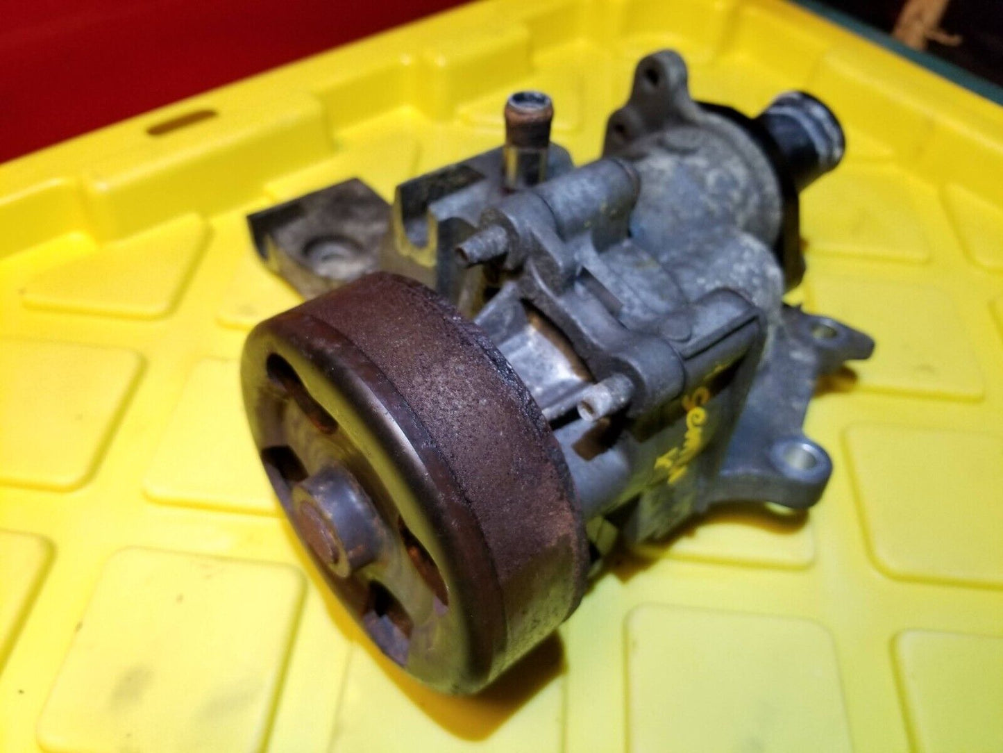 07 - 12 Nissan Sentra Water Pump Assy 2.0l OEM