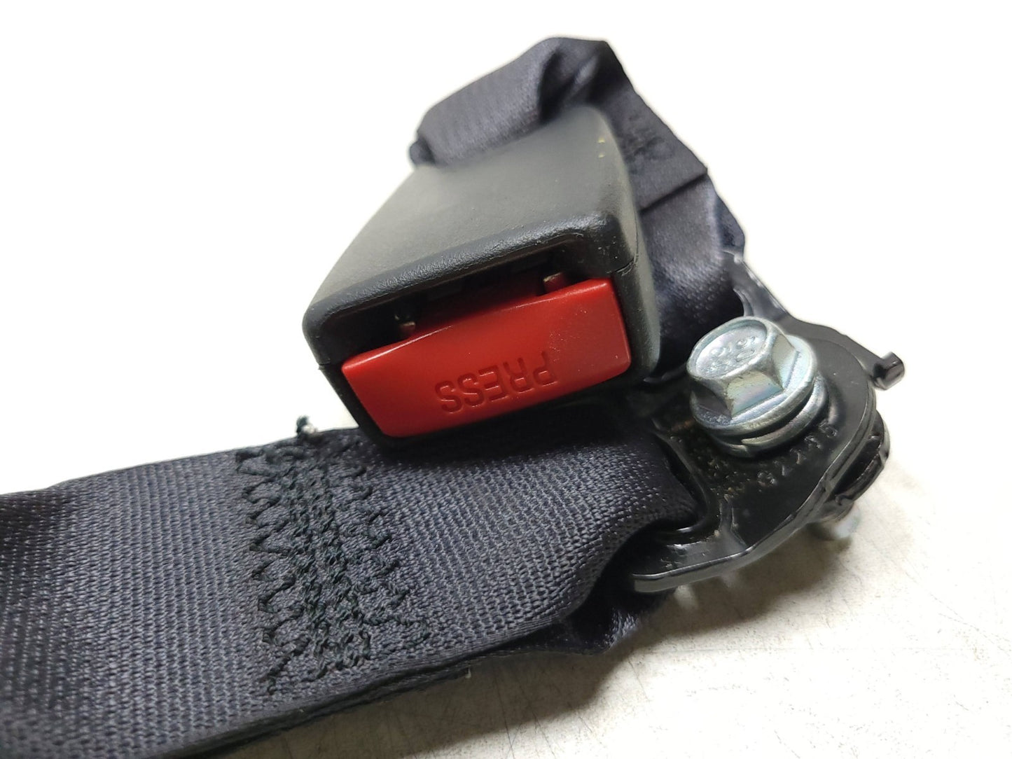 2014 - 2019 Kia Soul Rear Seat Belt Buckle Set OEM