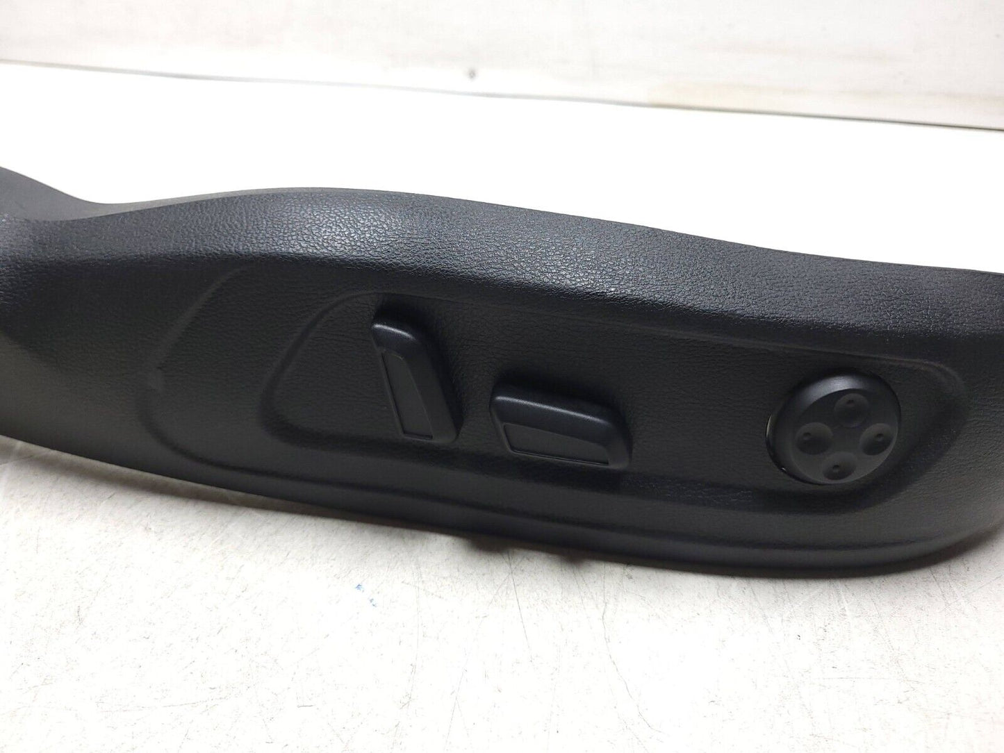 2009 - 2017 Volkswagen Cc Front Seat Control Switch & Trim Passenger Right OEM