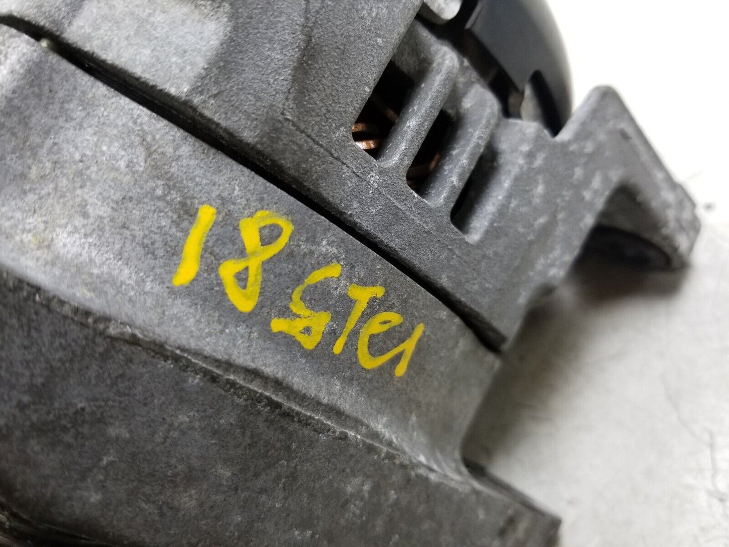 2017-2019 Alfa  Romeo Stelvio Alternator 2.0l OEM