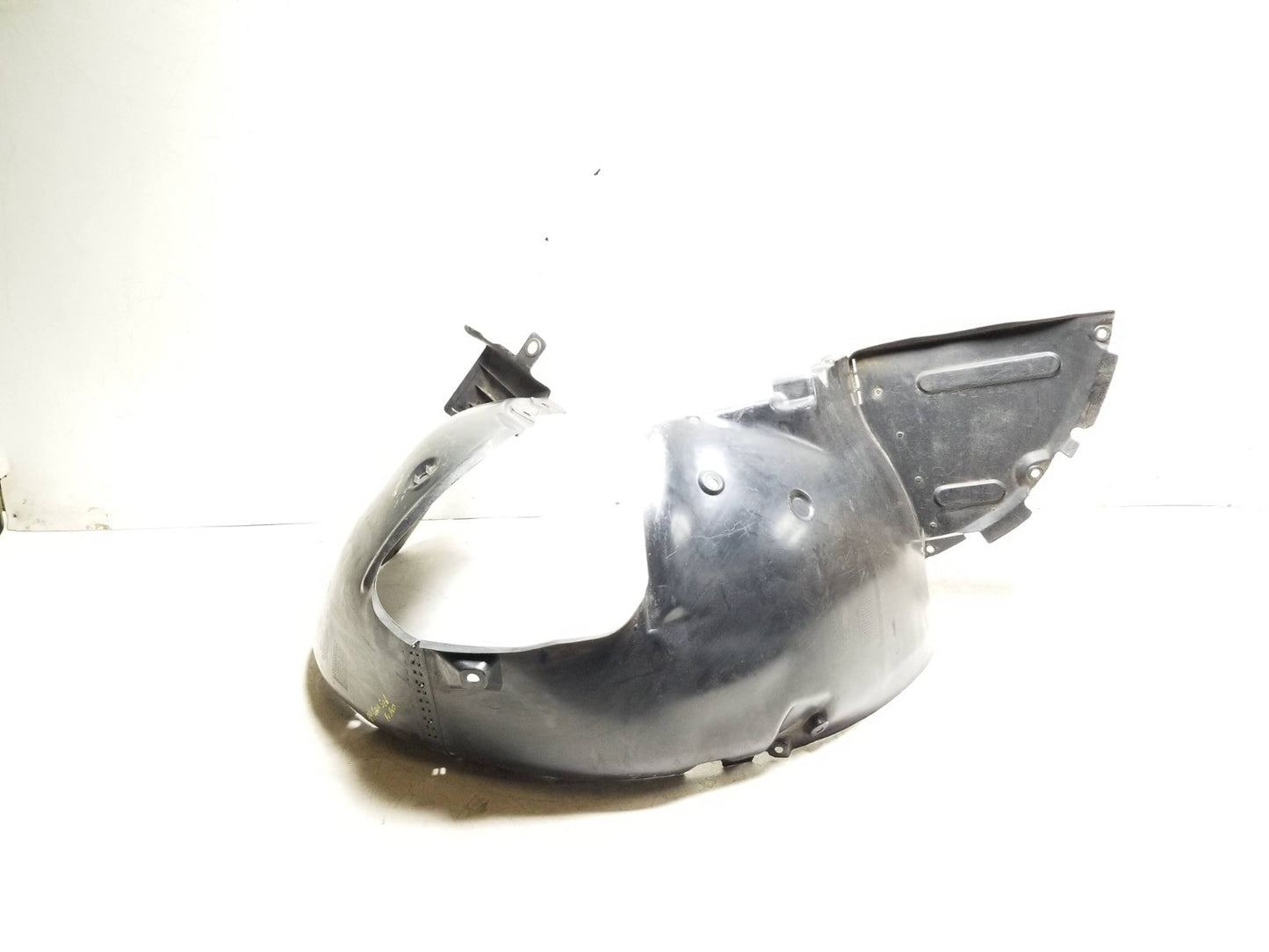 09 - 12 Hyundai Genesis Sedan Front Fender Liner Splash Passenger Side Right OEM