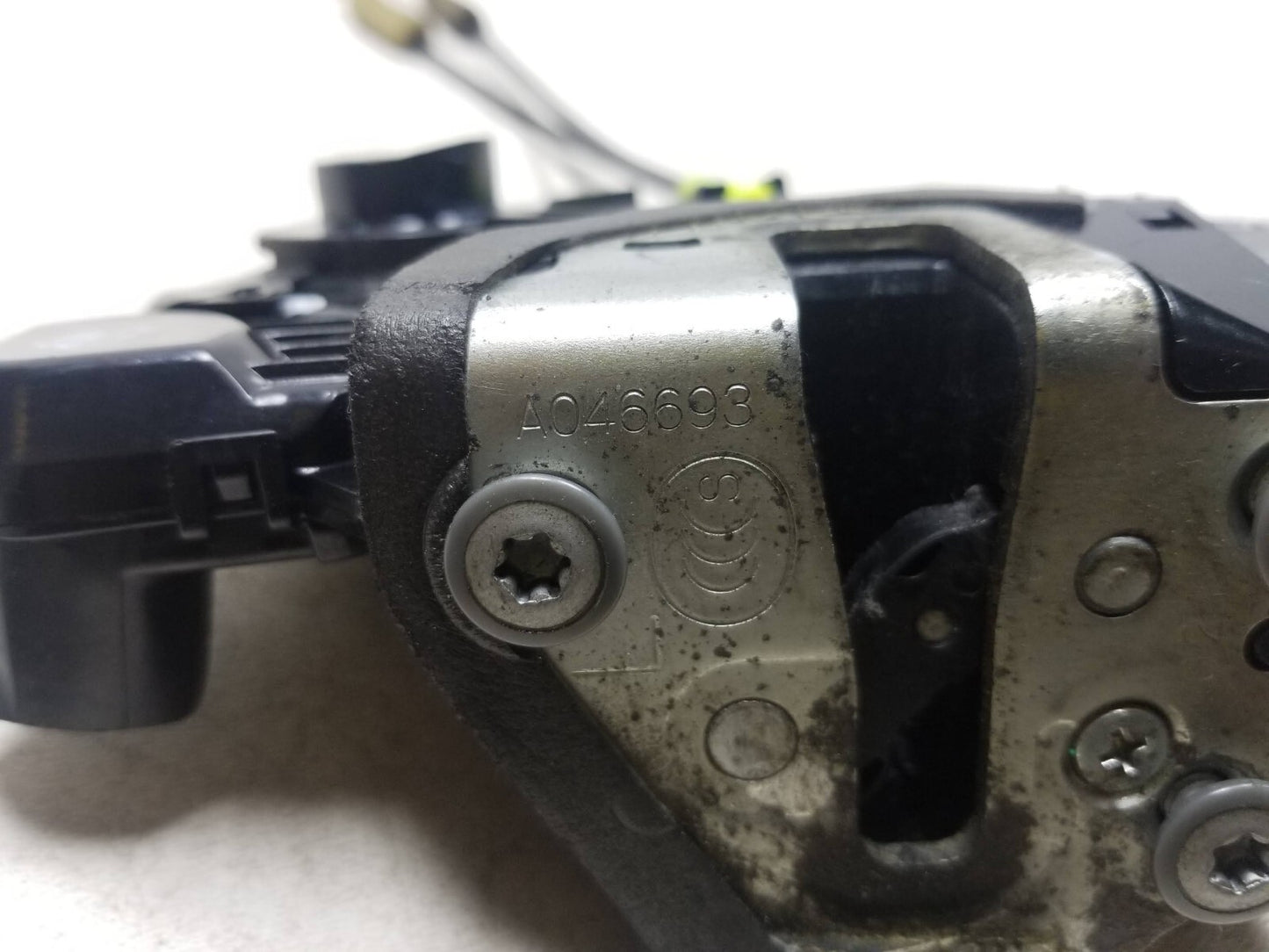 2007-2011 Toyota Camry Door Lock Actuator & Handle Front Driver Side Left OEM