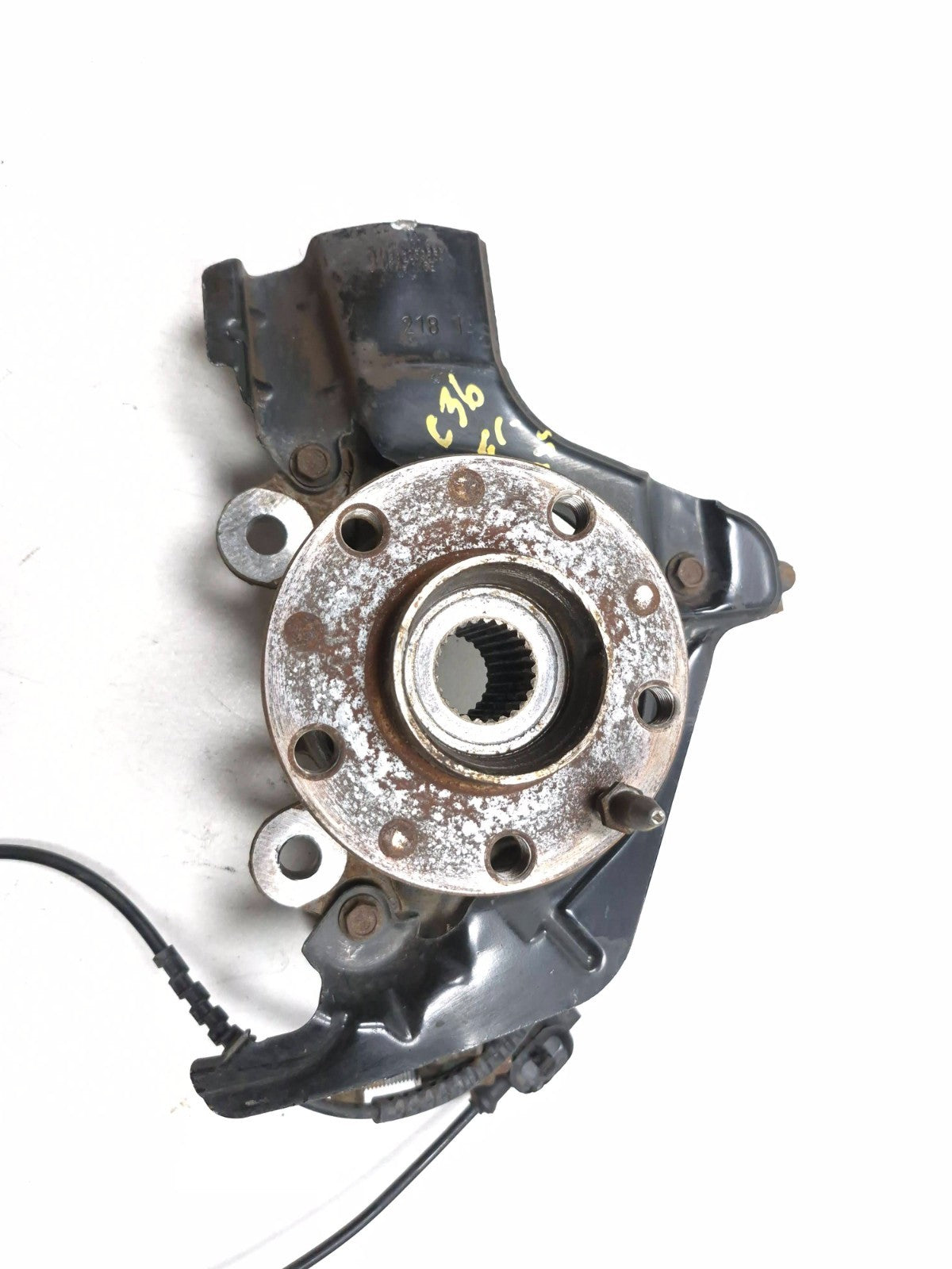 2014 Fiat 500l Wheel Spindle Knuckle Front Passenger Side Right OEM