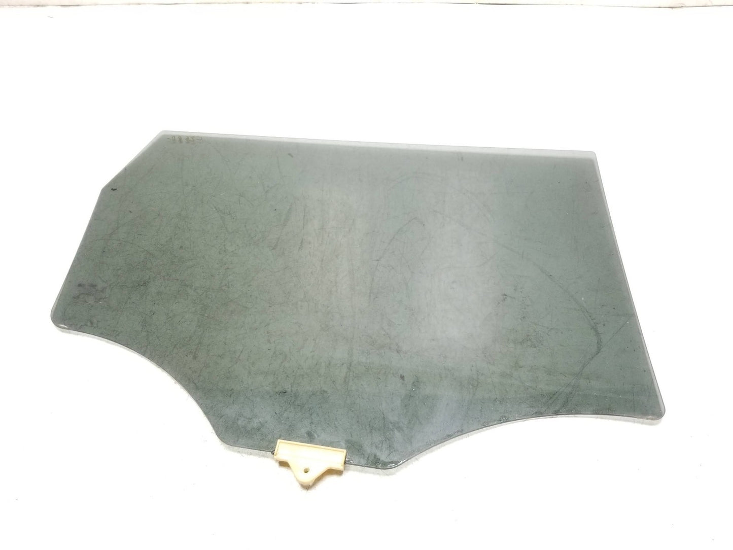 2014 - 2019 Kia Soul Door Window Glass Rear Driver Side Left OEM
