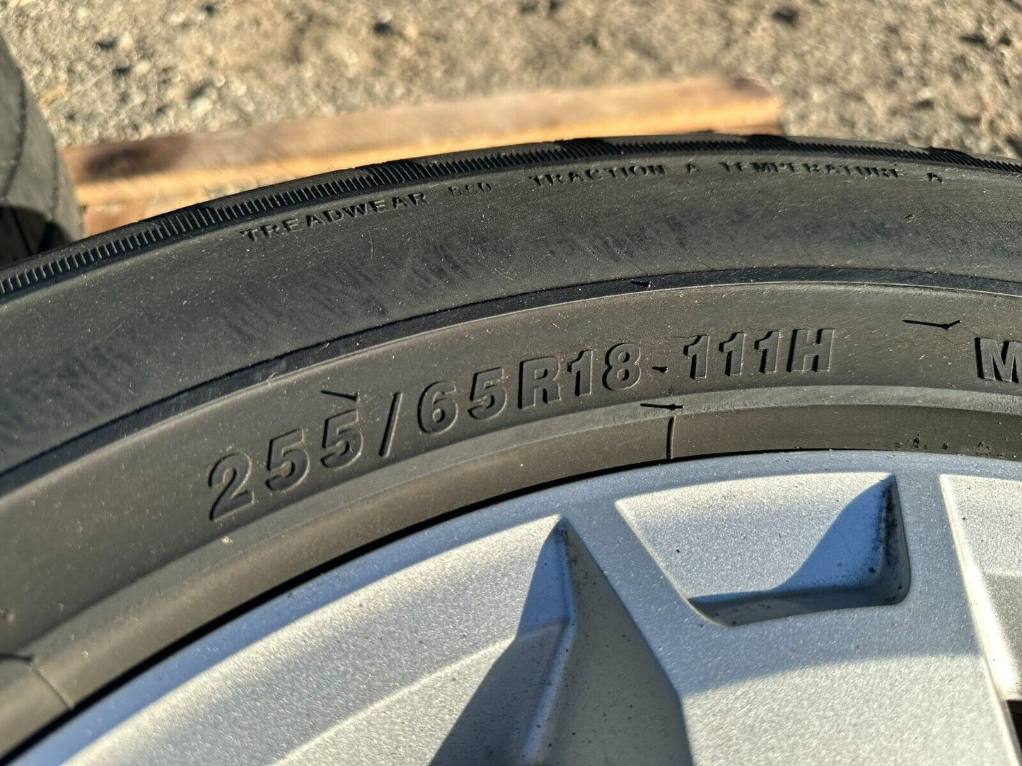 13 14 15 GMC Acadia Wheel W/ Tire Firestone 255/65r18 7/32" Pair OEM