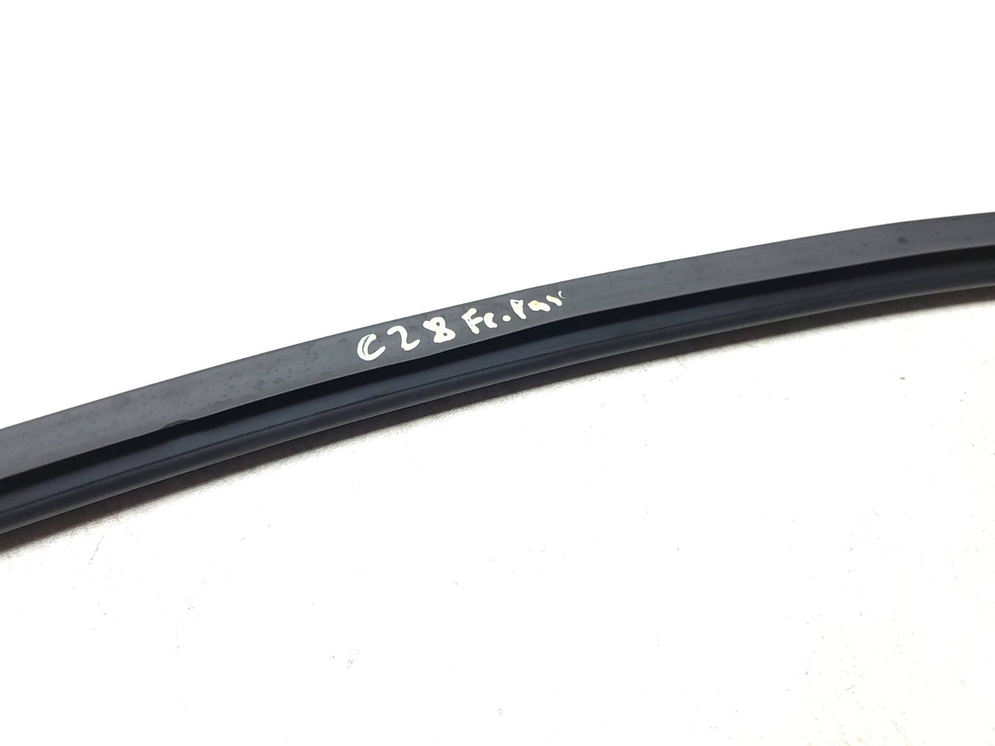 12-17 Hyundai Accent Sedan Door Weatherstrip Seal Front Passenger Side Right