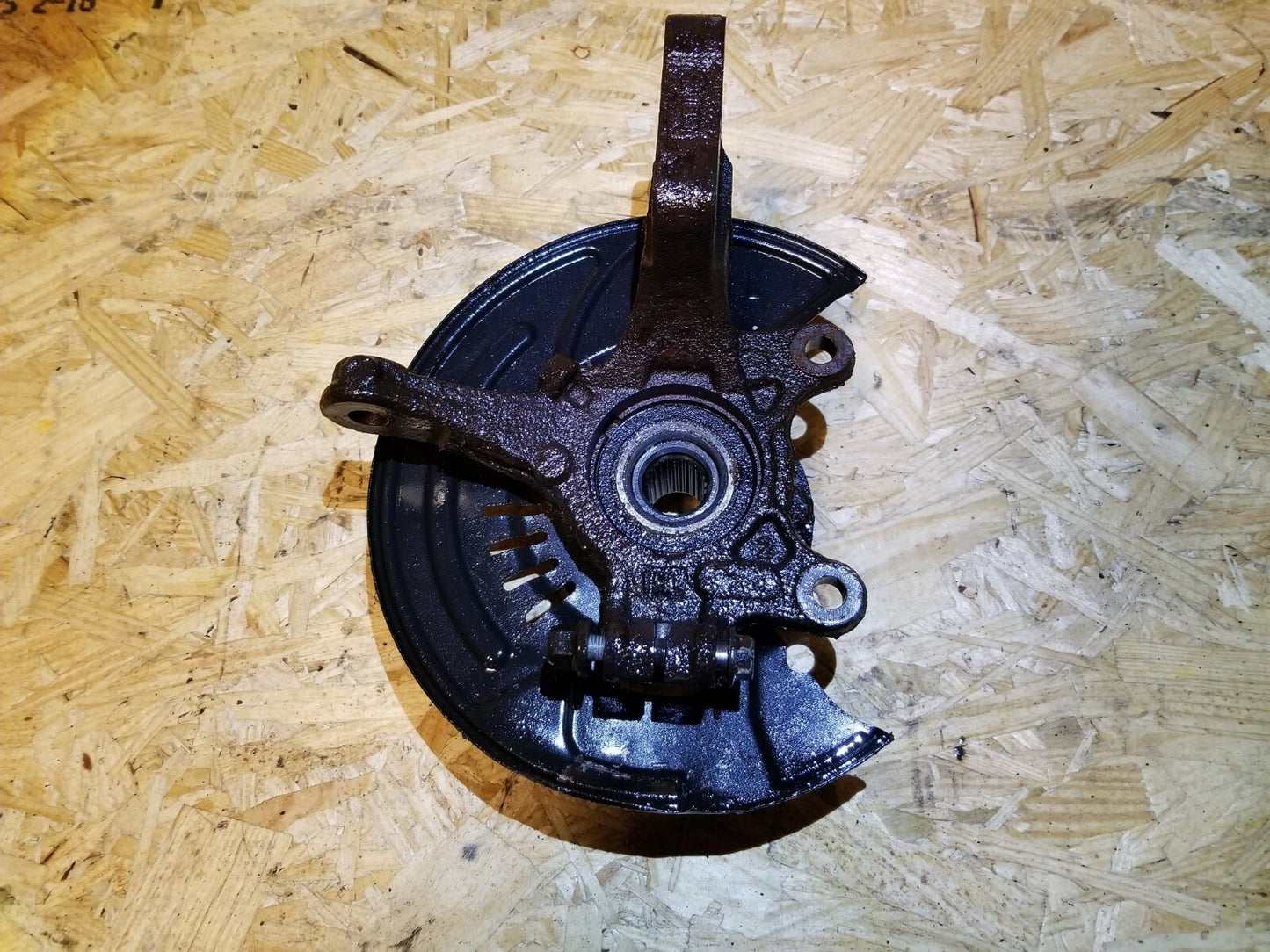 2014 Nissan Versa Front Spindle Knuckle Wheel Hub Left Driver Side OEM