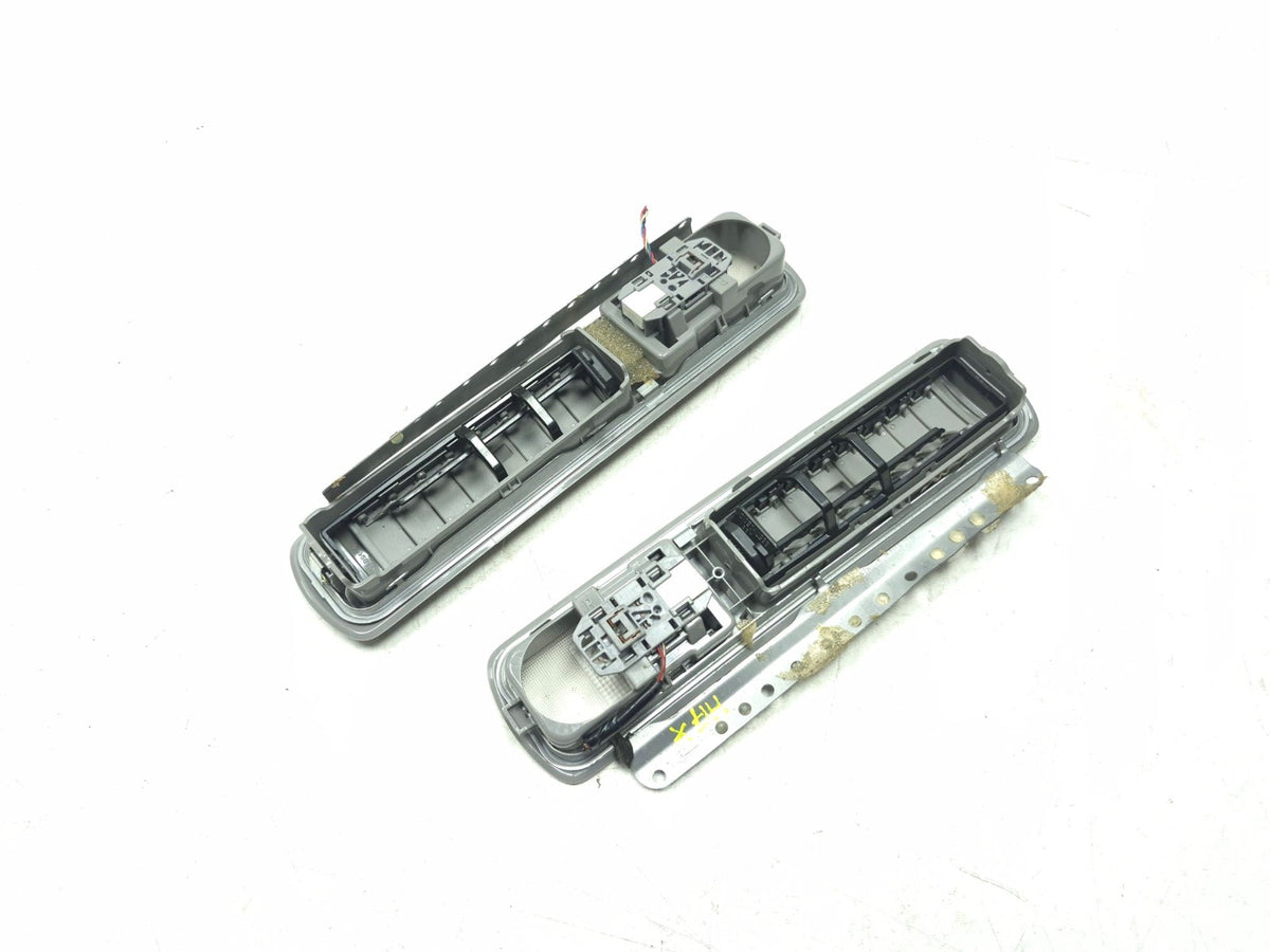 2017 Toyota Highlander Courtesy Light Pair 81360-0e020-b0 OEM
