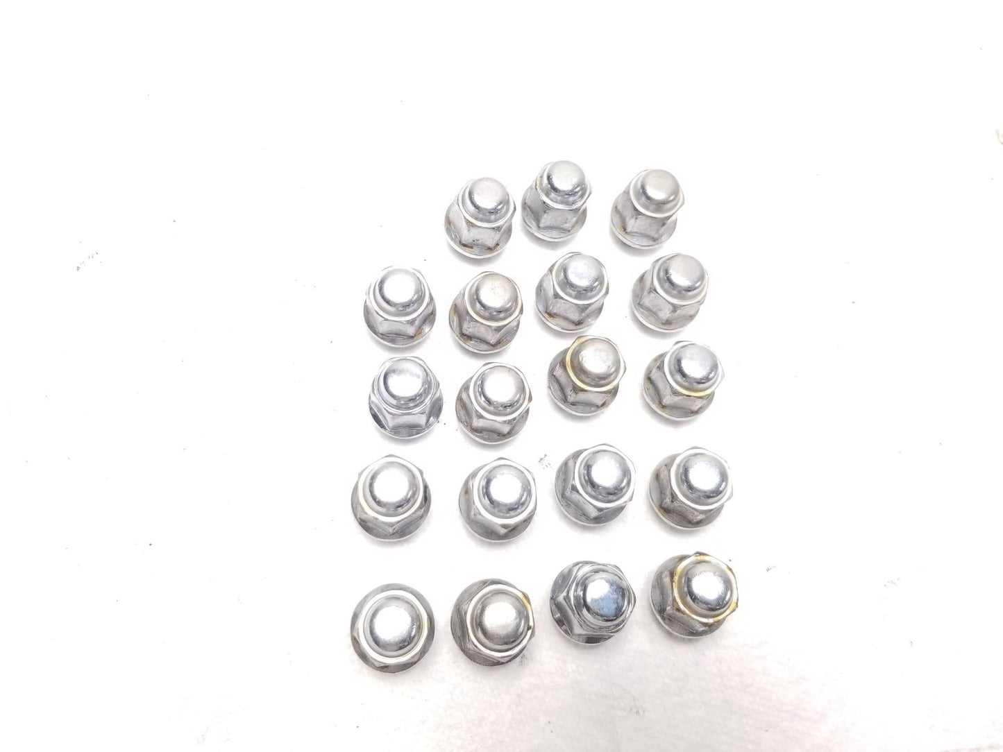 2014 - 2019 Kia Soul Wheel Lug Nut OEM