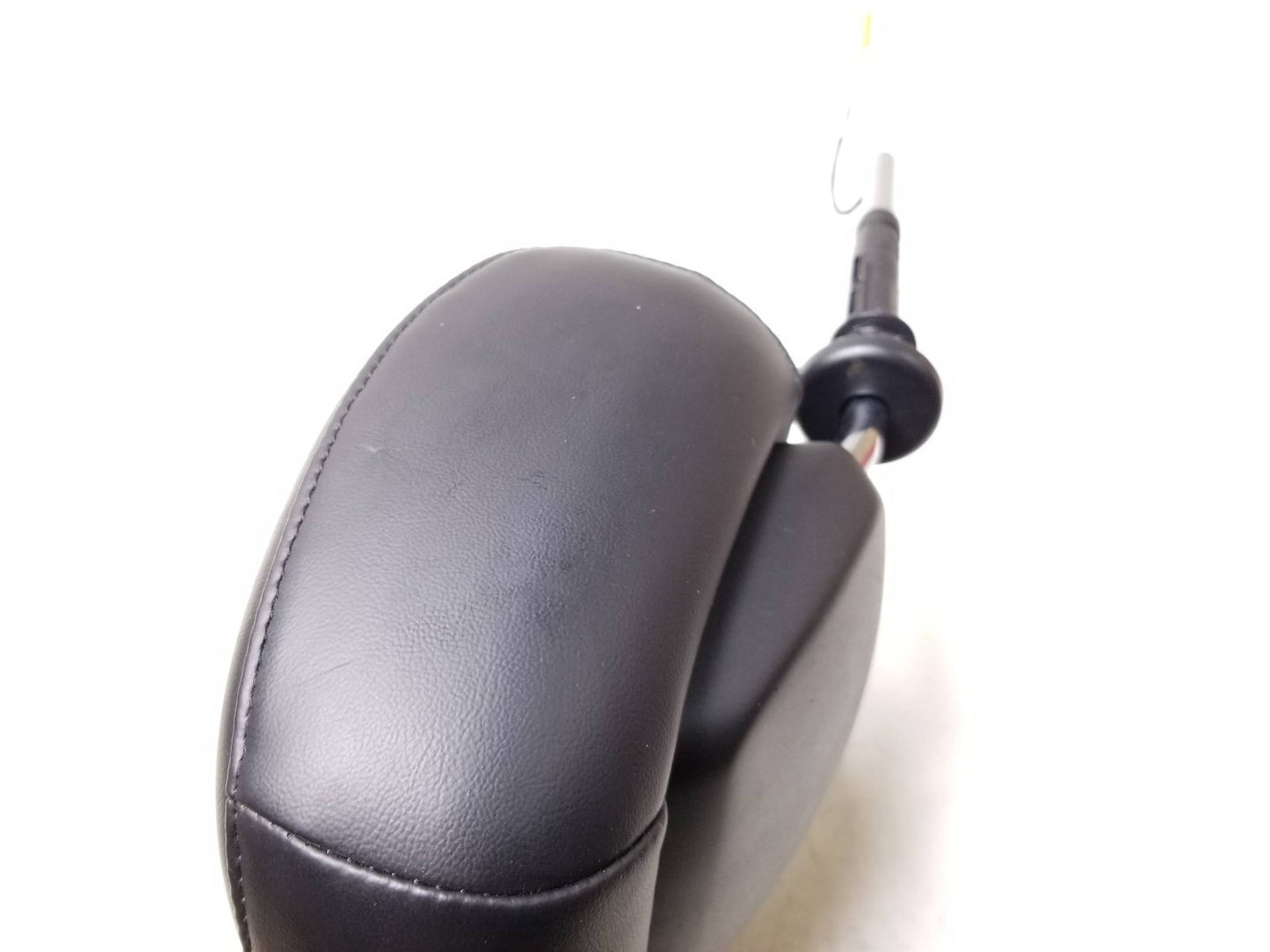 2011 - 2013 Jeep Grand Cherokee Front Seat Headrest Driver Side Left OEM