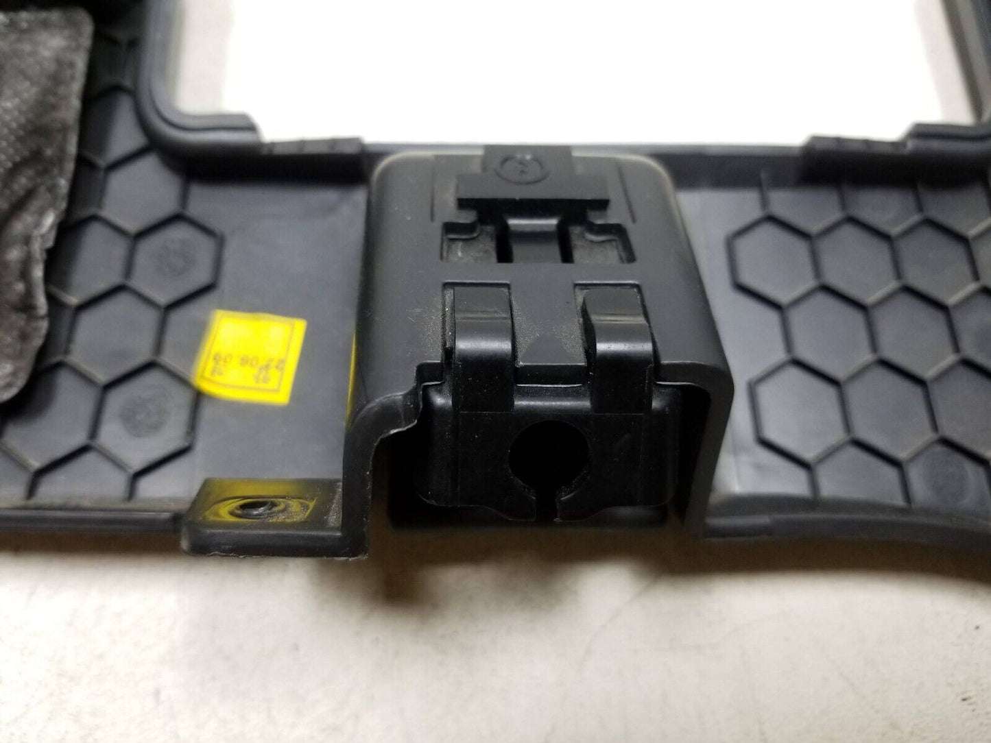 21 - 23 Chevrolet Trailblazer Dash Lover Knee Panel Trim Driver Side Left OEM