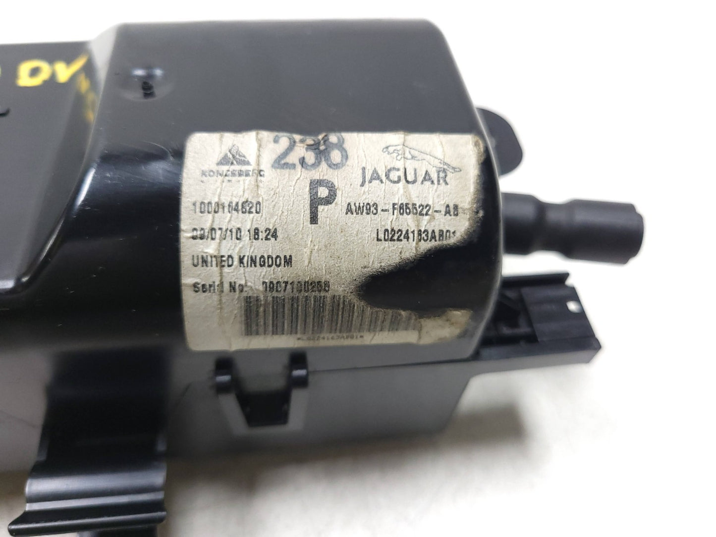 2010 - 2015 Jaguar XJ Seat Lumbar Adjust Pump Front Driver Side Left OEM