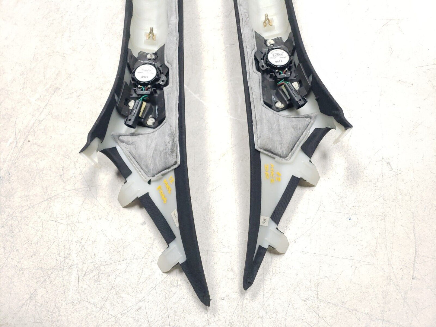 09 10 11 12 Lincoln MKS Windshield A-pillar Trim Cover Left&right Pair OEM
