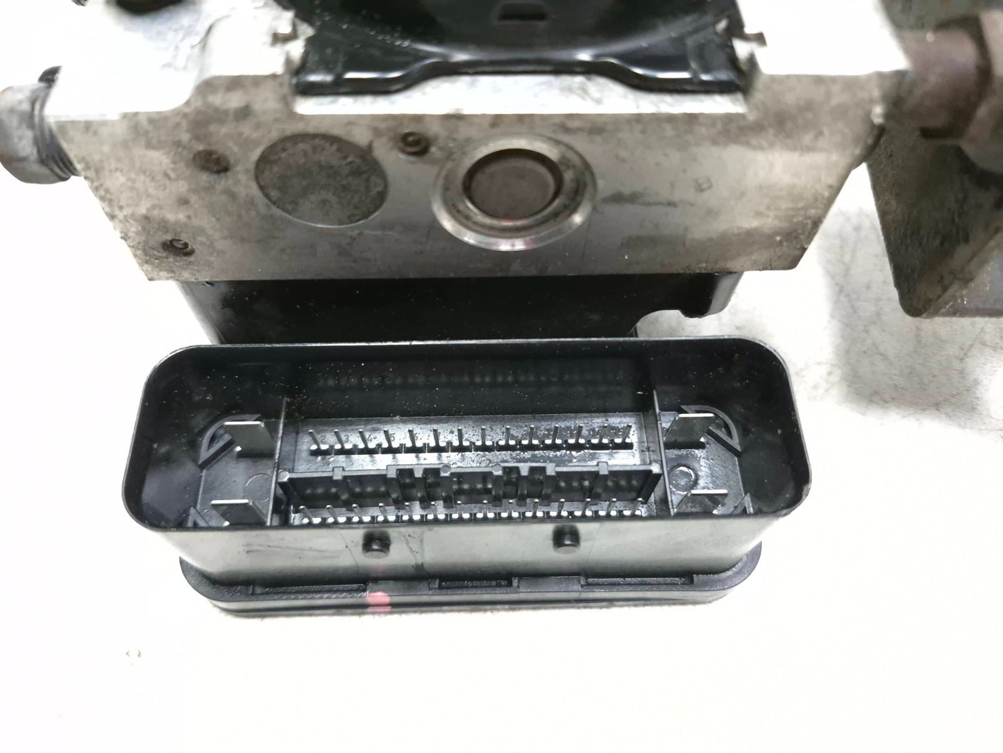 2010 Dodge Caliber Sxt ABS Anti Lock Brake Pump OEM
