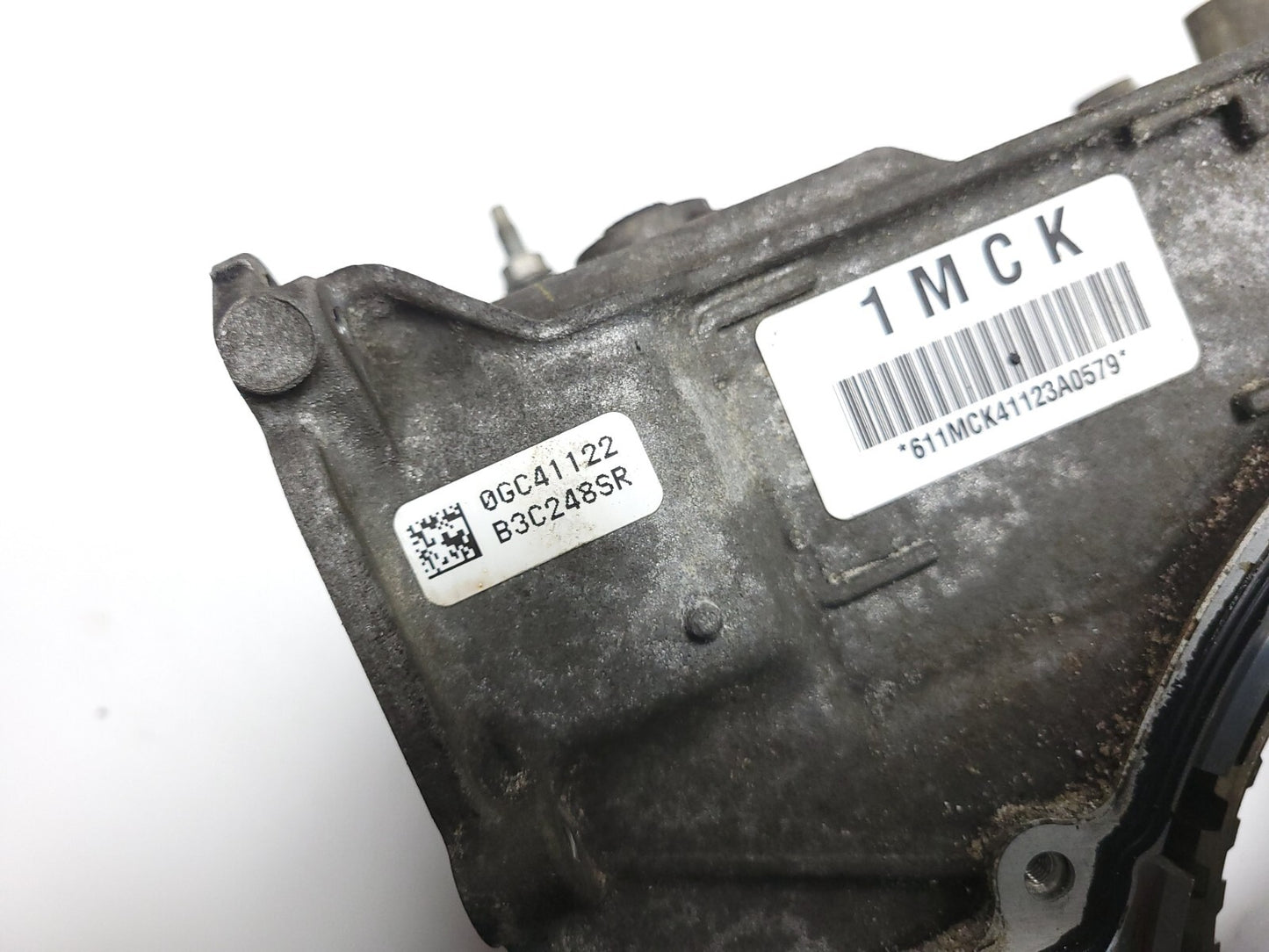 2010 - 2016 Cadillac SRX At Automatic Transmission Case Bell Housing & Cover OEM