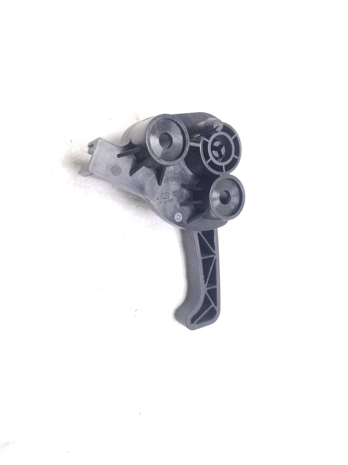 2014 - 2019 Kia Soul Hood Release lever OEM