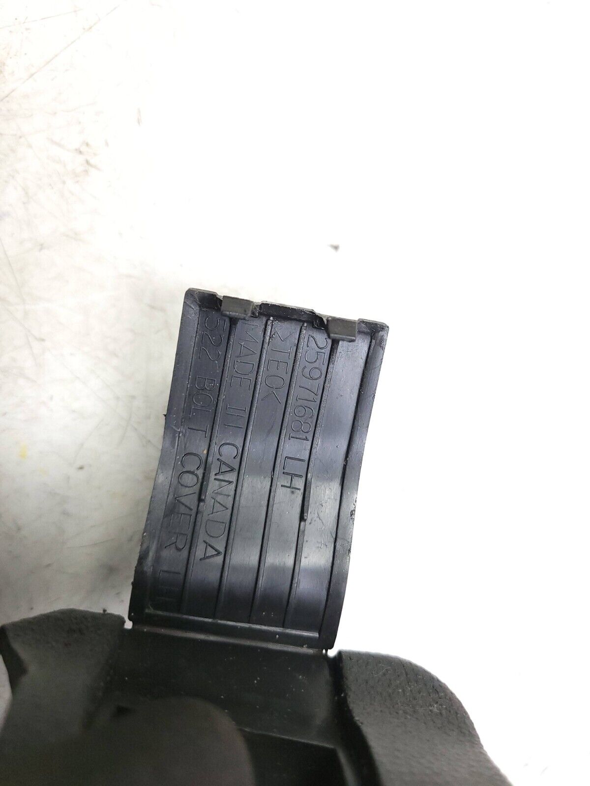 10-15 Chevrolet Equinox Center Console Floor Stud Cap Pair OEM