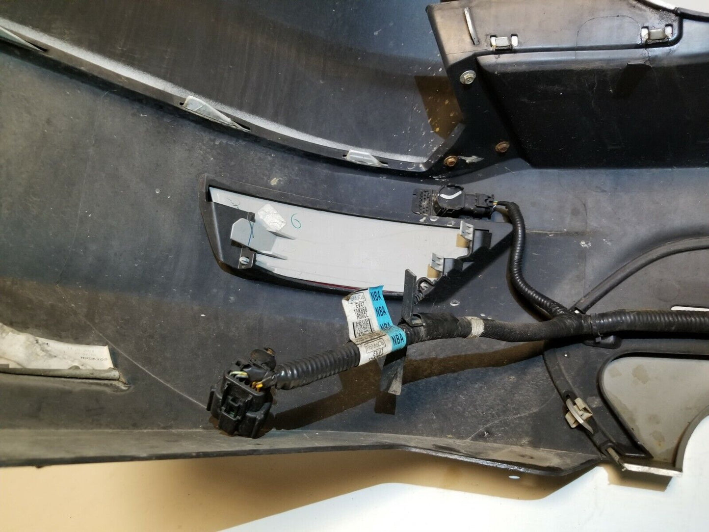 13-16 Ford Escape Bumper Cover Rear (color: Yz) Oem 83k ✅