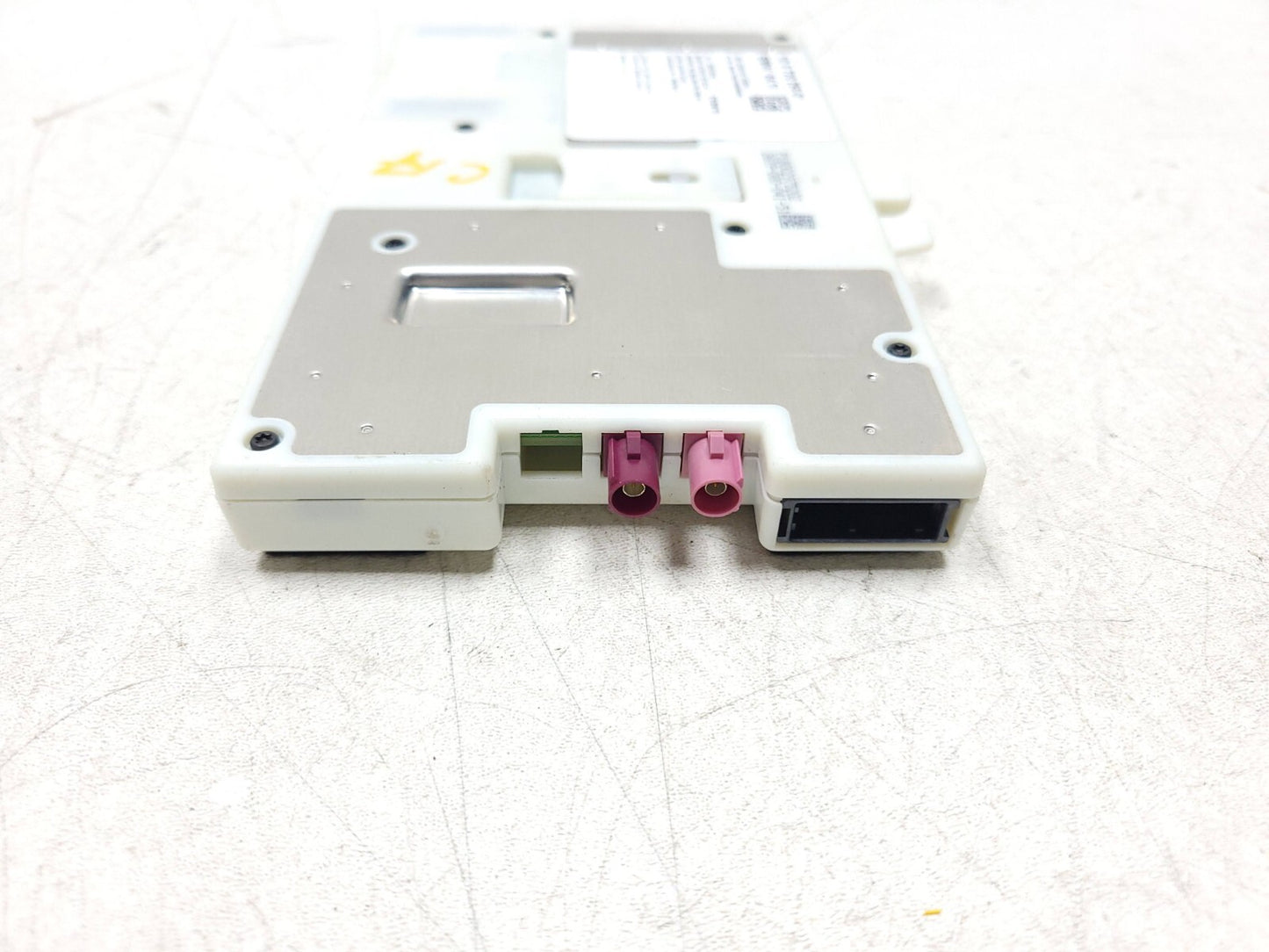 13-18 BMW 330xi F30 Antenna Control Module Amplifier 8720295 OEM β
76k Miles