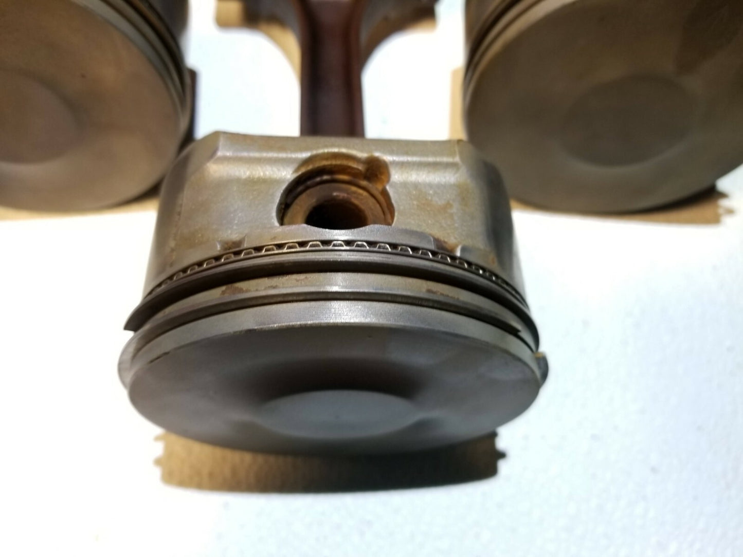 2007 Cadillac DTS 4.6l Piston W/ Connecting Rod 8pcs OEM