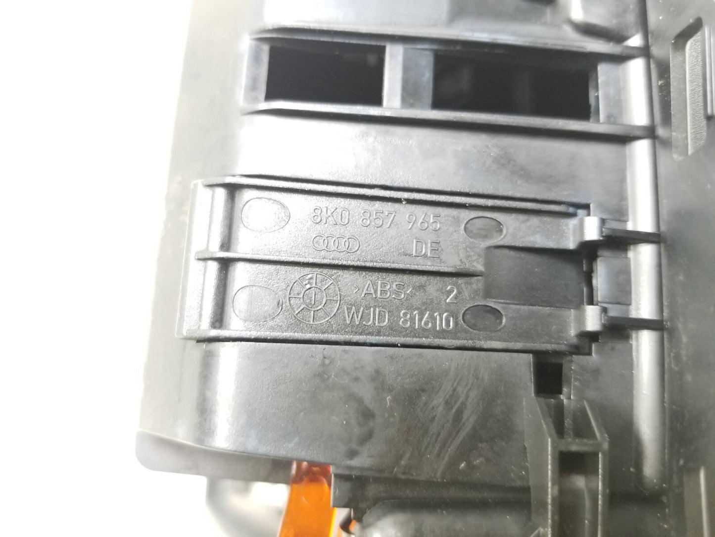 2009 - 2017 Audi Q5 Front Console Ashtray 8k0857951 OEM β