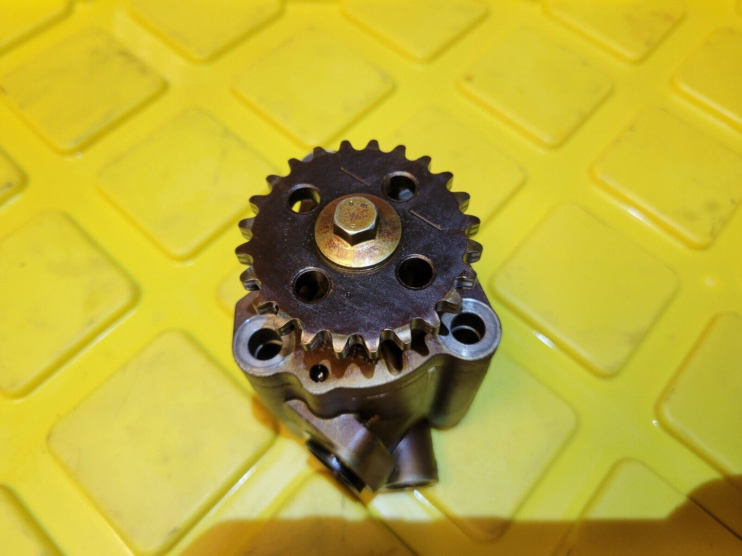 10- 13 Ford Transit Connect Engine Oil Pump OEM