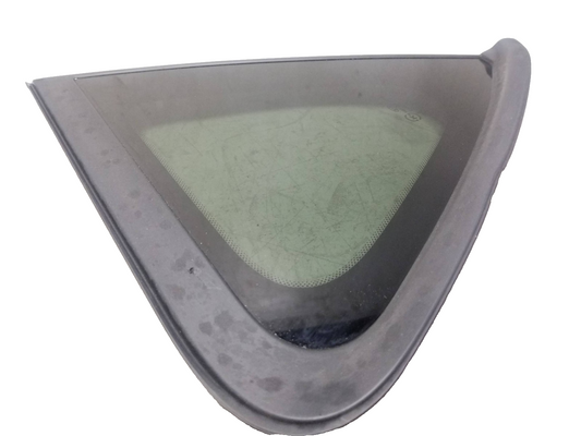 2014 - 2019 Kia Soul Door Vent Window Glass Rear Passenger Side Right OEM