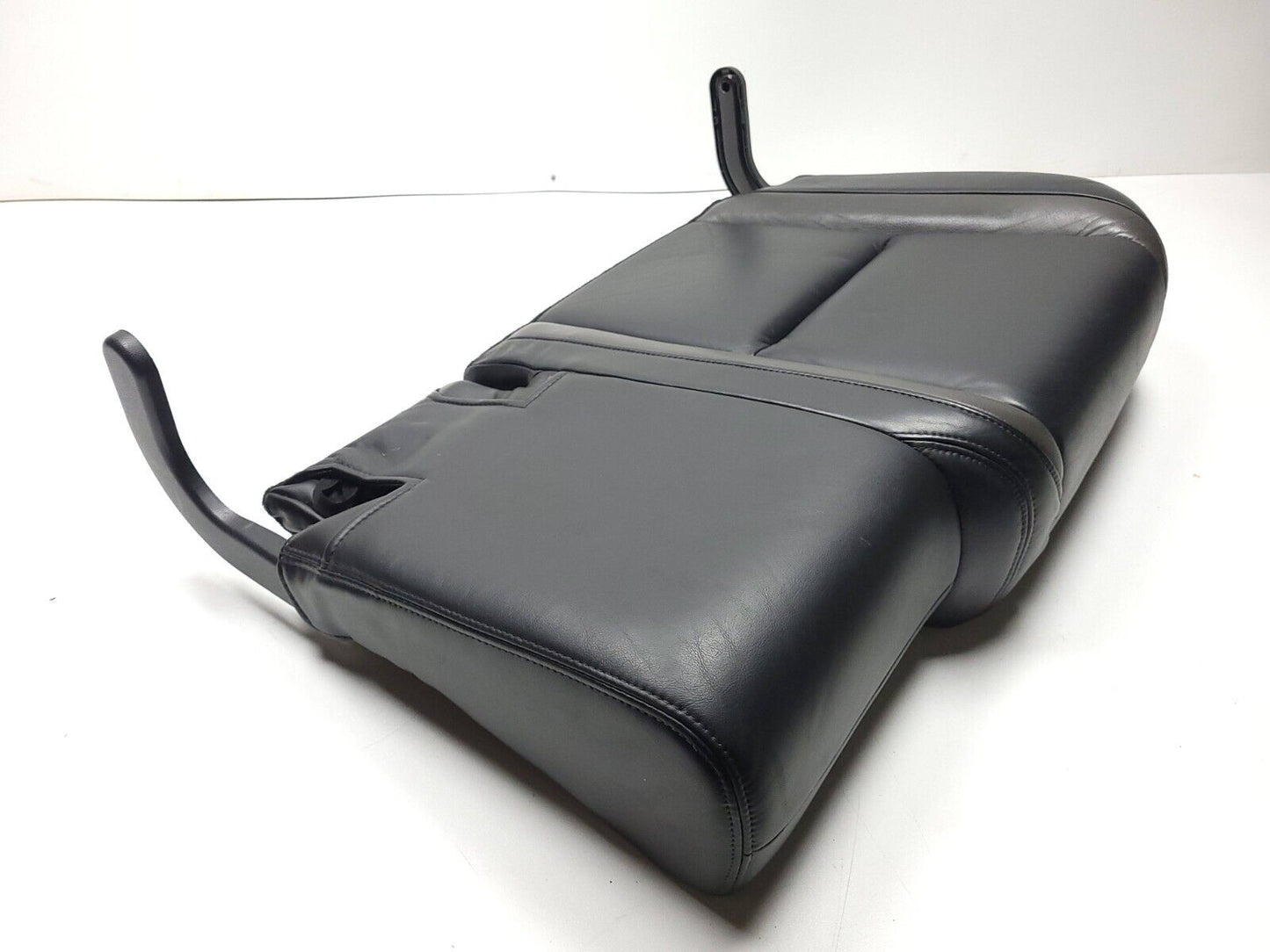 2010 - 2015 Mazda Cx-9 Rear 2nd Row Seat Cushion Bottom Lower Driver Side Lh OEM