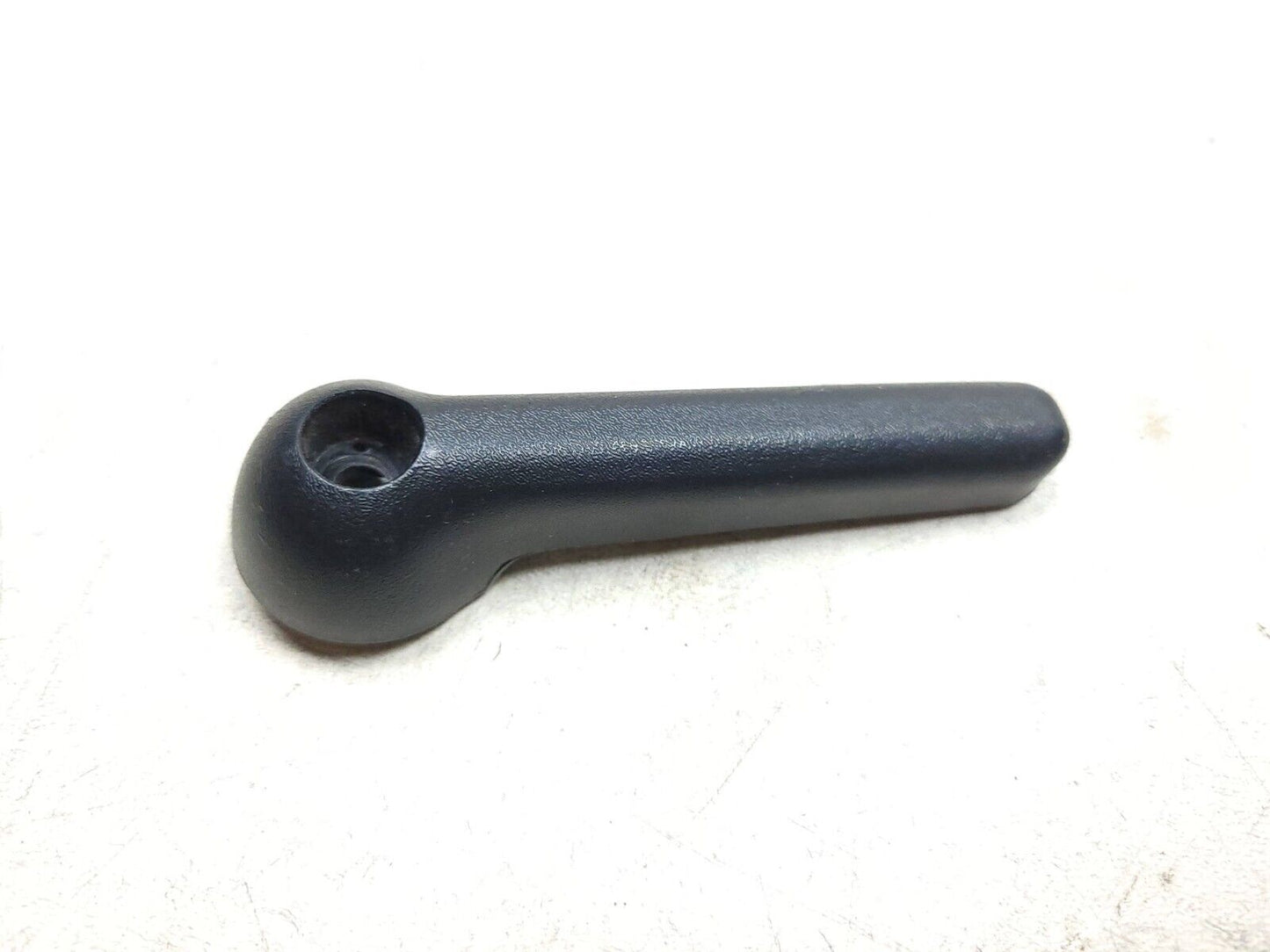2009 - 2012 Genesis Coupe Front Driver Seat Headrest Guide Sleeve & Knob OEM