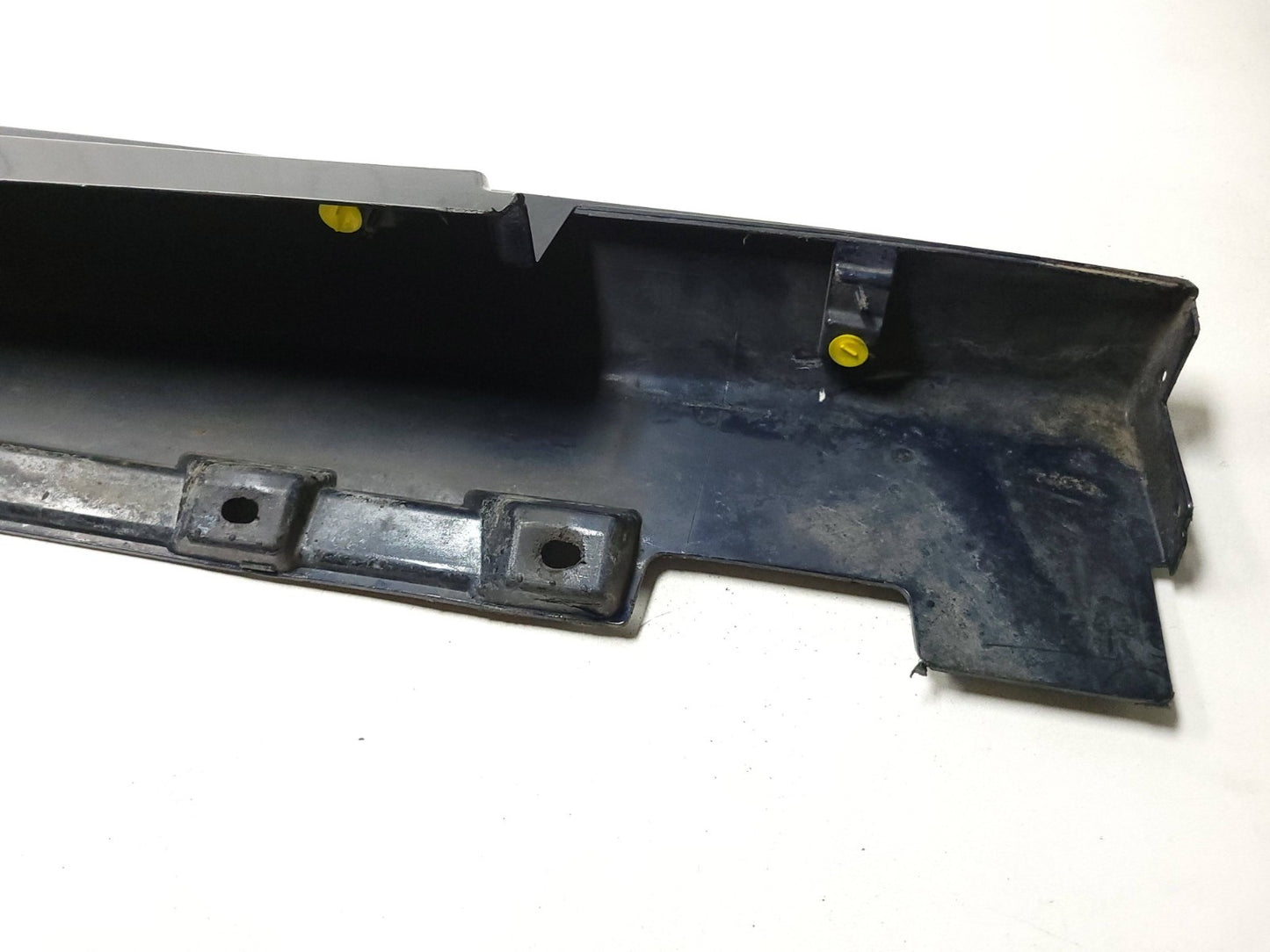 2010 - 2015 Jaguar XJ Rocker Panel Skirt Molding  Driver Side Left OEM