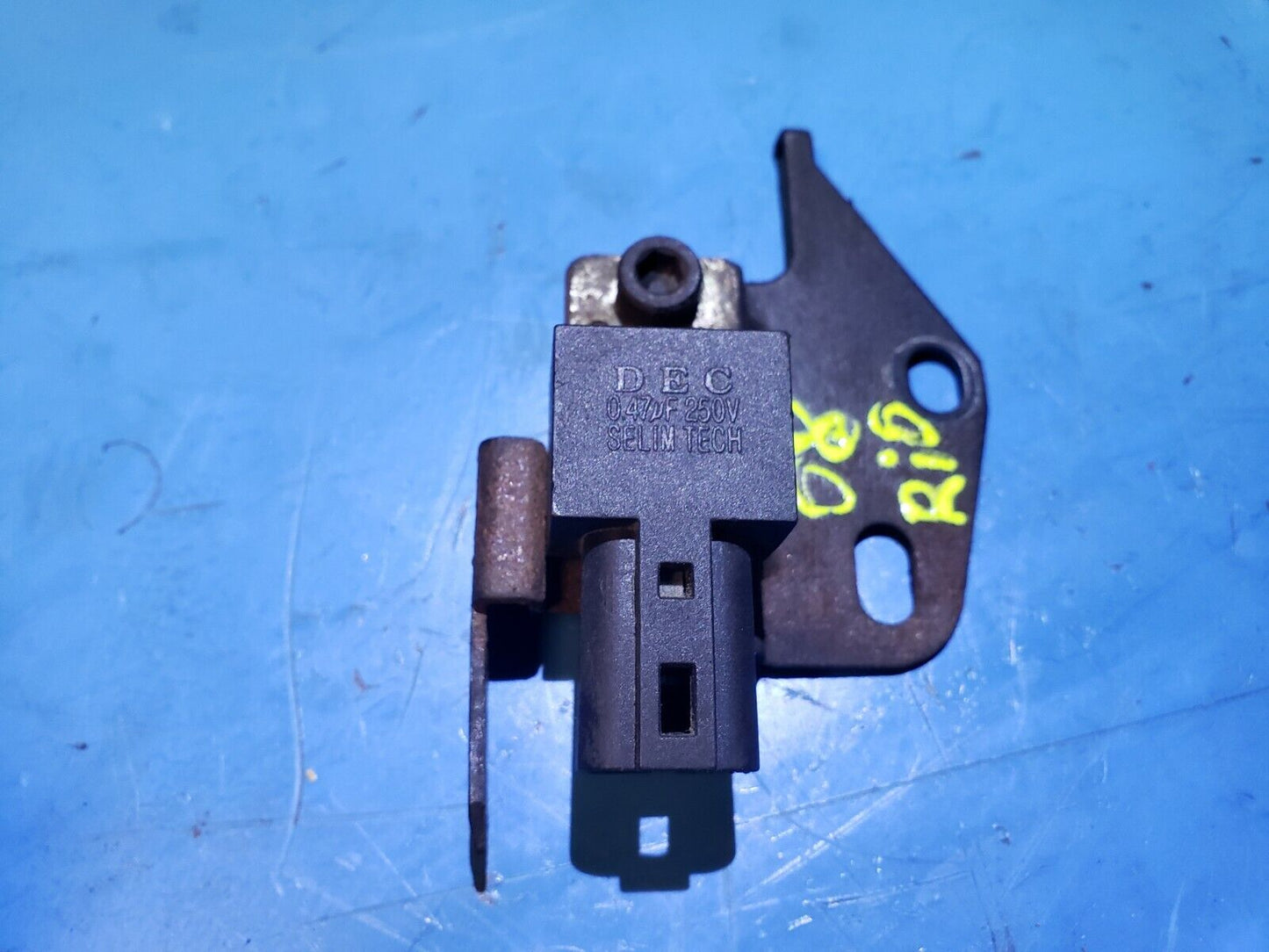 06 07 08 09 10 Kia Rio5 1.6l Oil Pressure Knock Crankshaft Sensor OEM