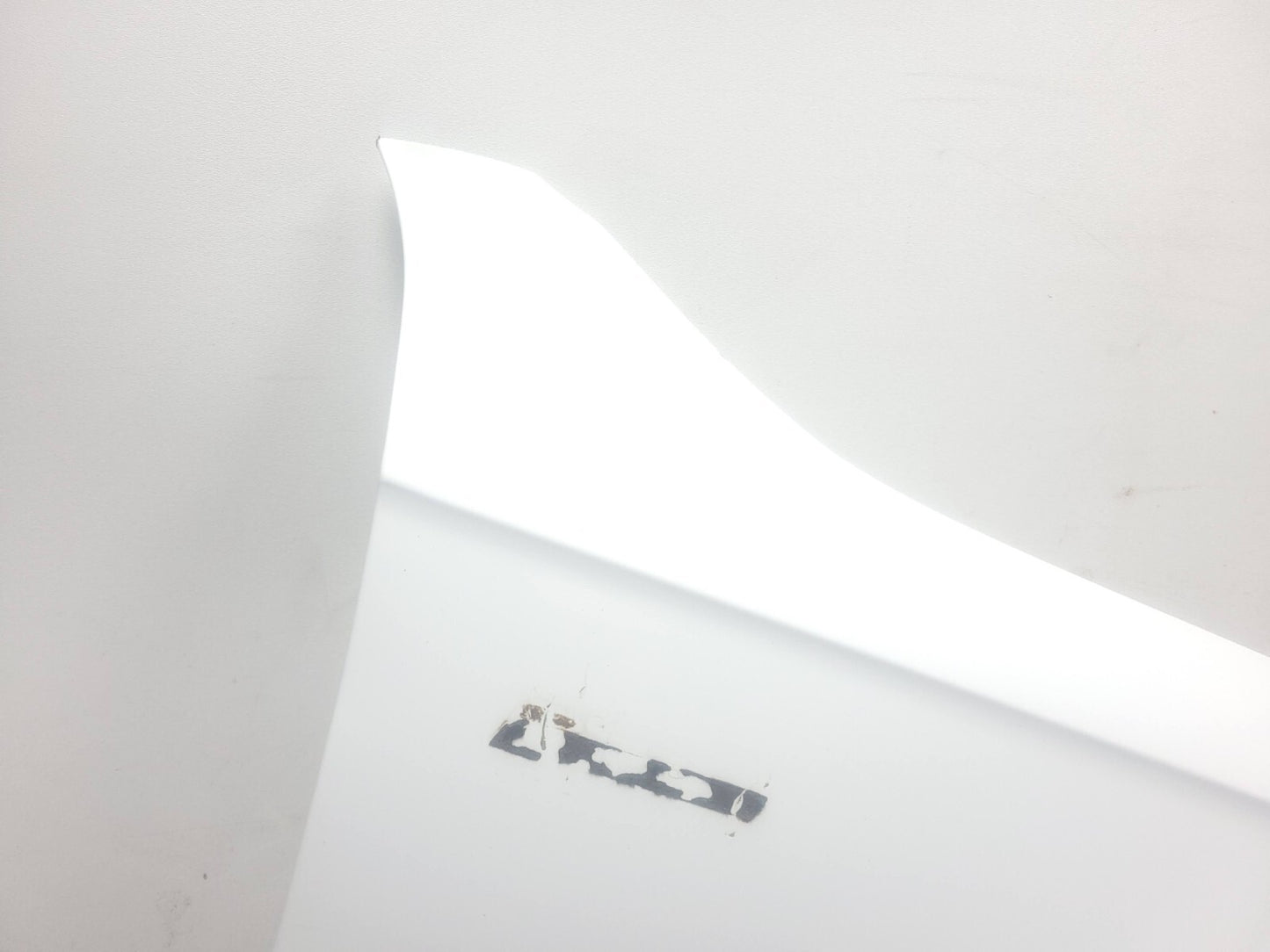 2009 Audi A4 Fender Passenger Side Right OEM *t9 Ibis White*