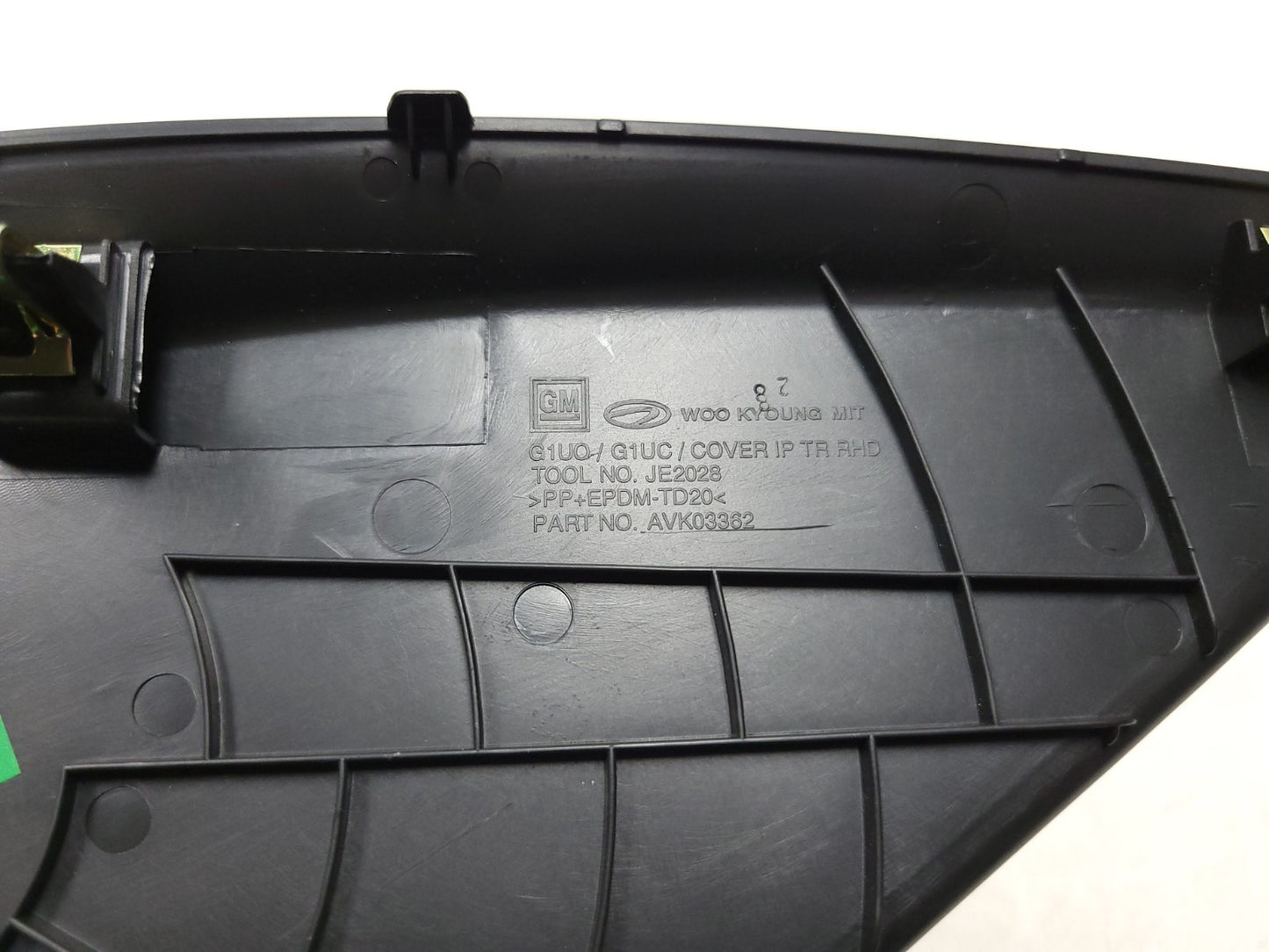 13 - 18 Buick Encore Dash End Cap Cover Trim Left & Right OEM