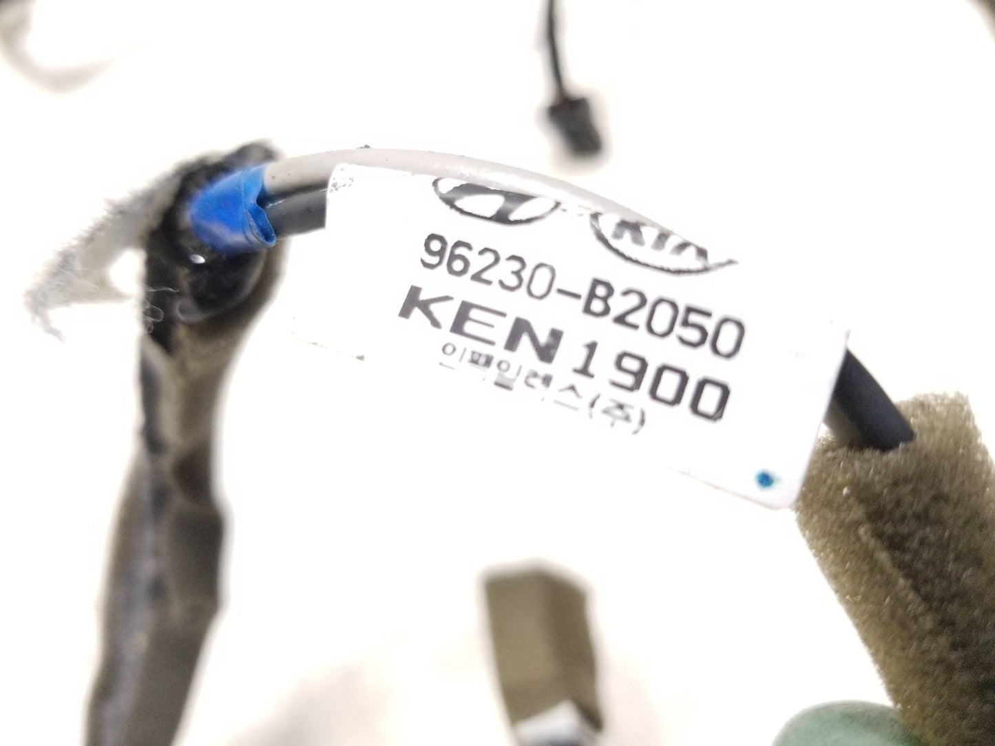 2014 - 2019 Kia Soul Roof Radio Antenna Cable Wiring Harness OEM